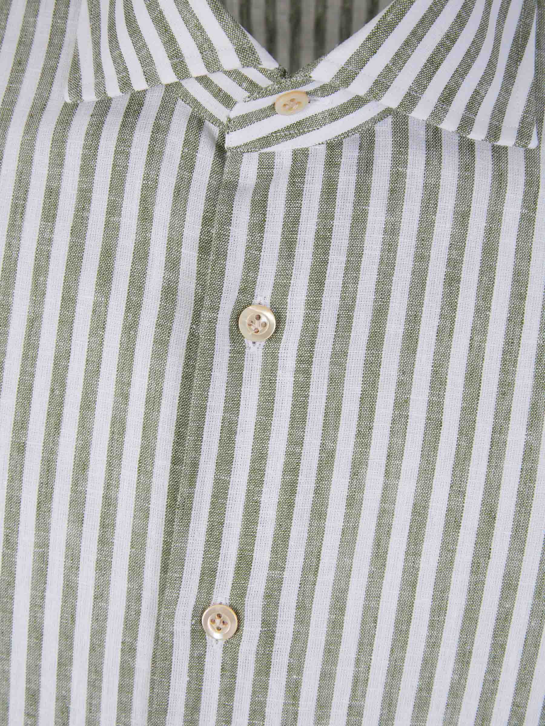 Outlet online Santa Eulalia Hombre Camisa Motivo Rayas Lino color Verde Menta sku 531-006240 01 - Foto 3