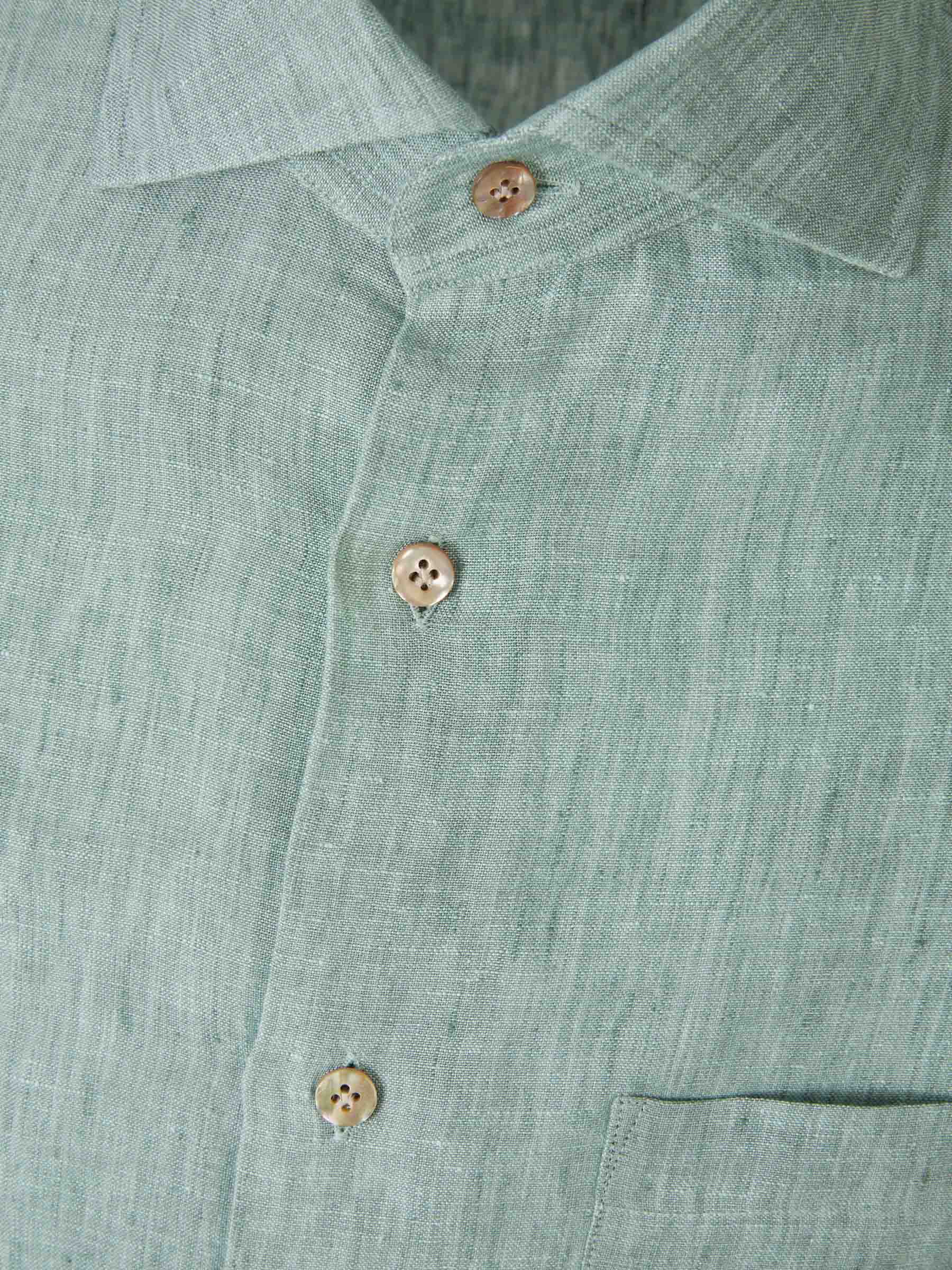 Outlet online Santa Eulalia Hombre Camisa Bolsillo Lino color Verde Menta sku 531-006247 01 - Foto 3