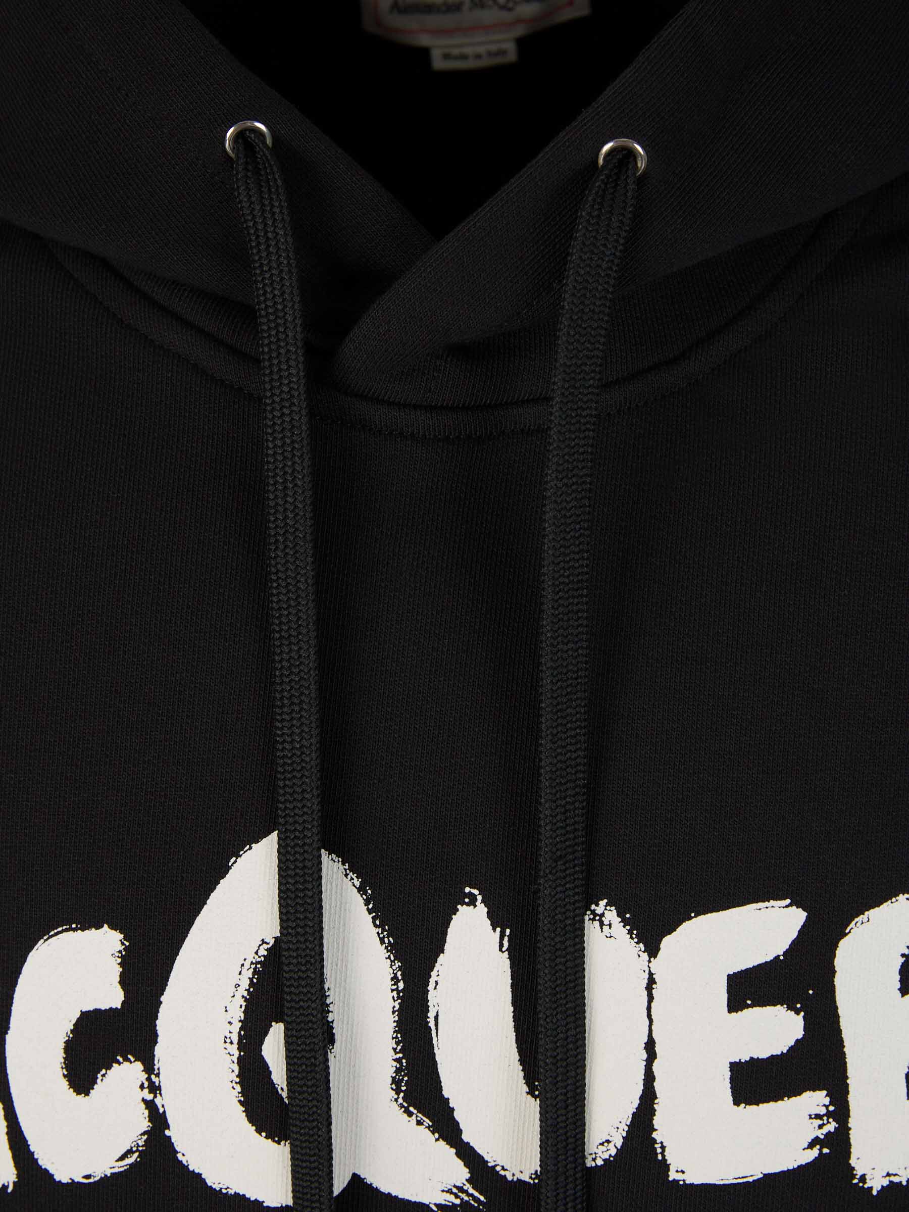Outlet online McQueen Hombre Sudadera Capucha Estampada color Negro sku 545-001530 01 - Foto 3