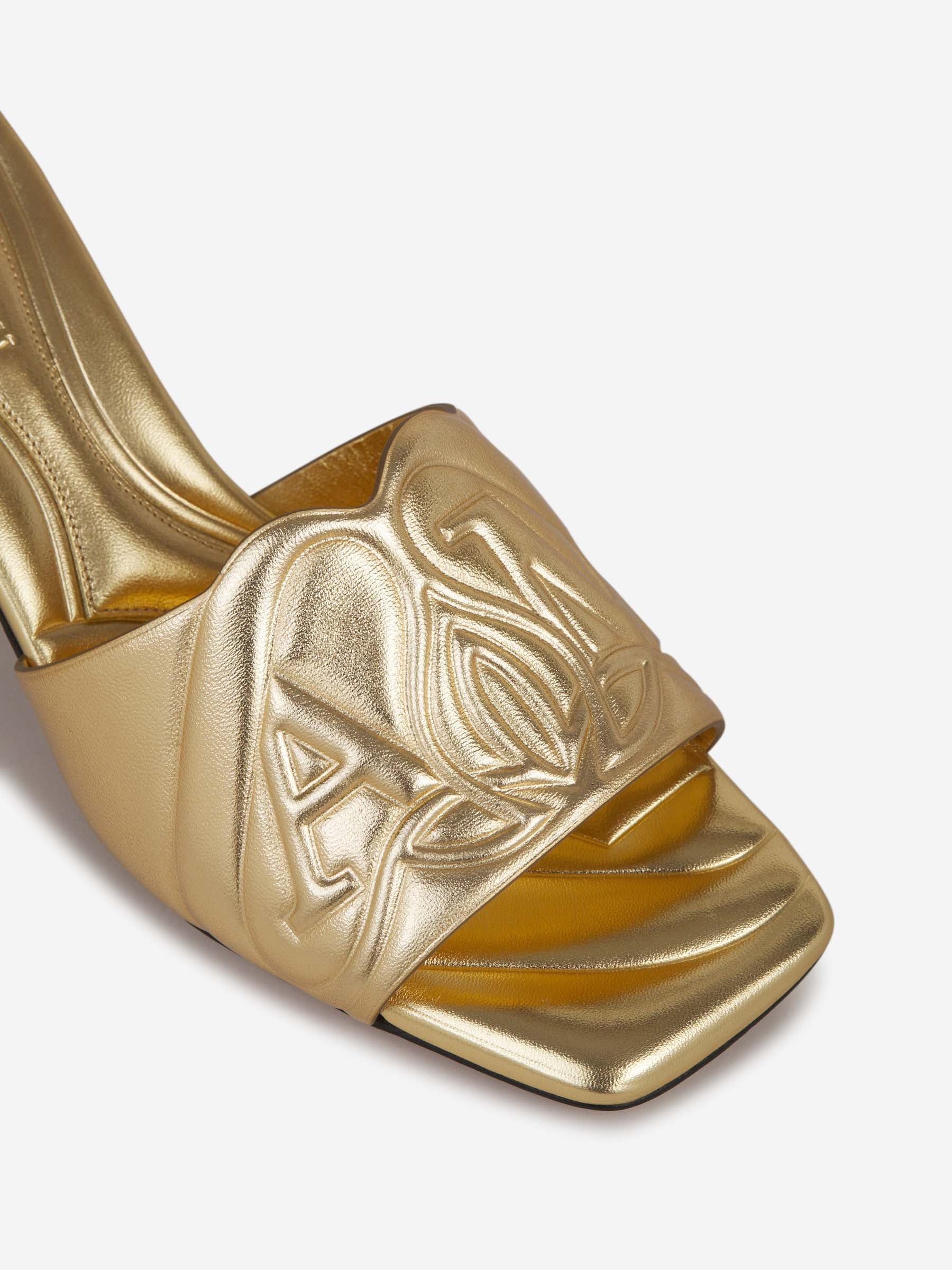 Outlet online McQueen Mujer Sandalias Piel Logo color Dorado sku 800-005204 01 - Foto 5