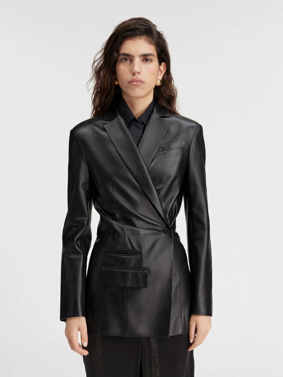 Outlet online Jacquemus Mujer Blazer La Veste Tibau Cuir color Negro sku 741-002083 01 - Foto 1