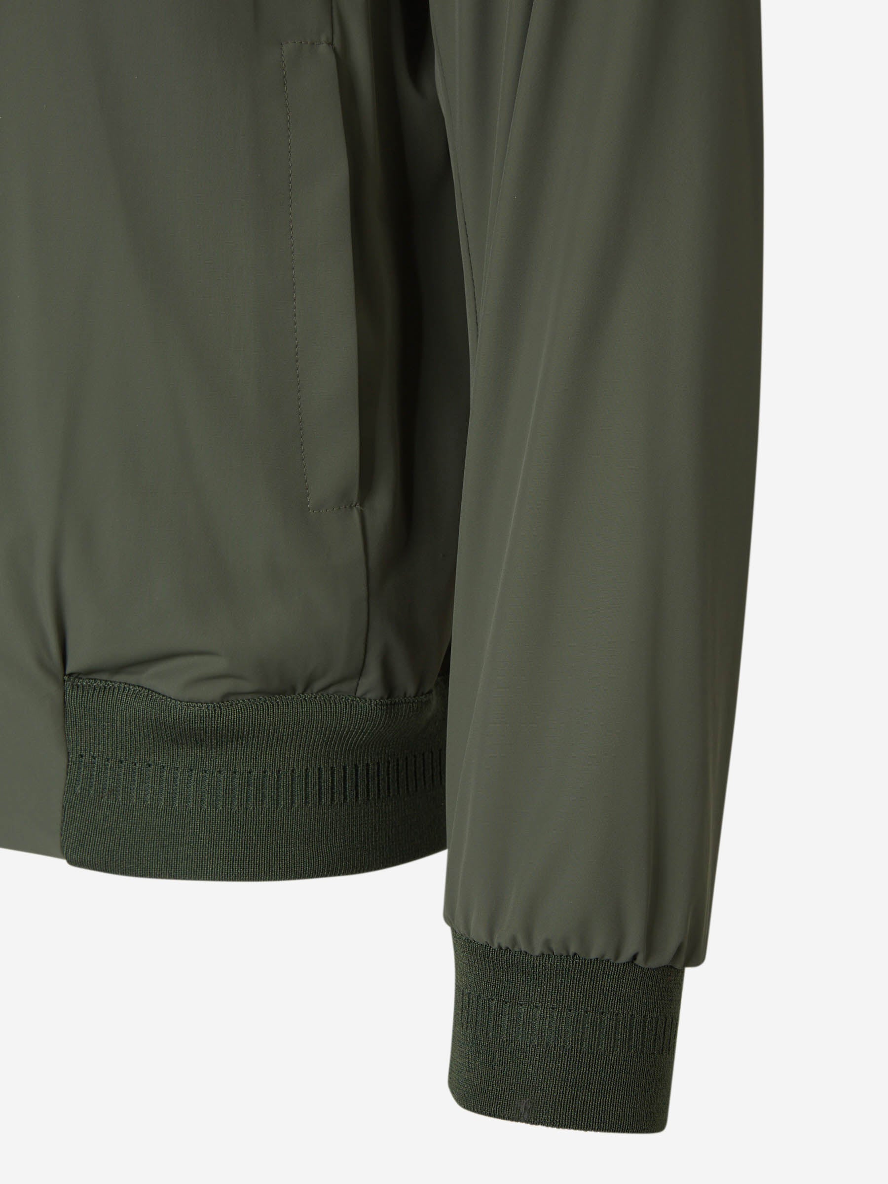 Outlet online Kired Hombre Cazadora Técnica Capucha color Verde Militar sku 512-002230 01 - Foto 4