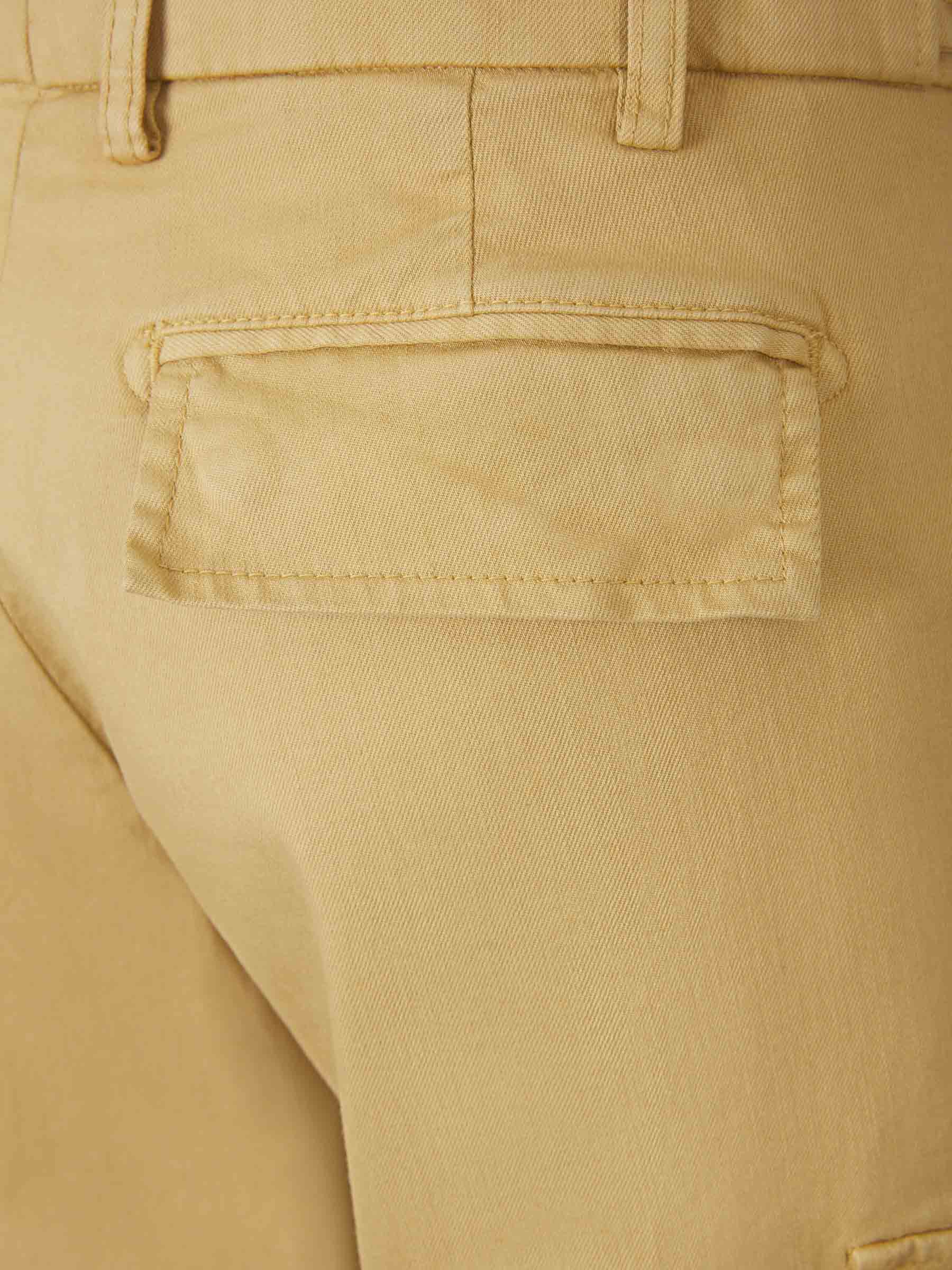 Outlet online Santa Eulalia Hombre Bermudas Cargo Algodón color Mostaza sku 523-000979 04 - Foto 5