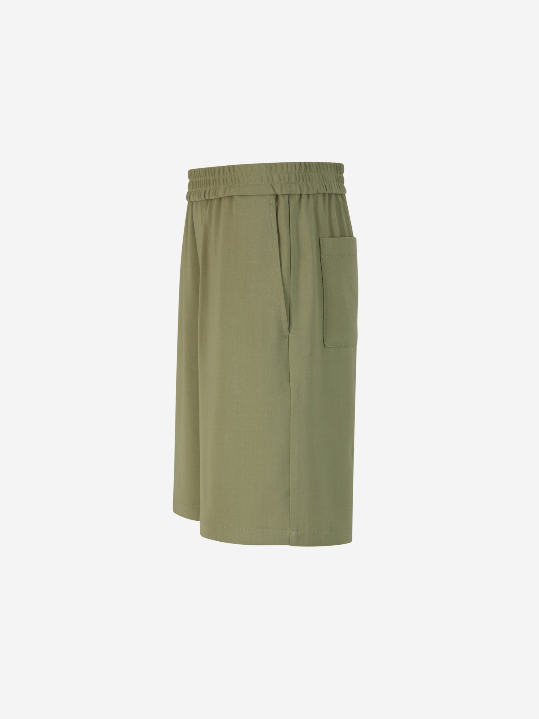 Outlet online Ami Paris Hombre Bermudas Viscosa y Lana color Verde Militar sku 523-000944 01 - Foto 2