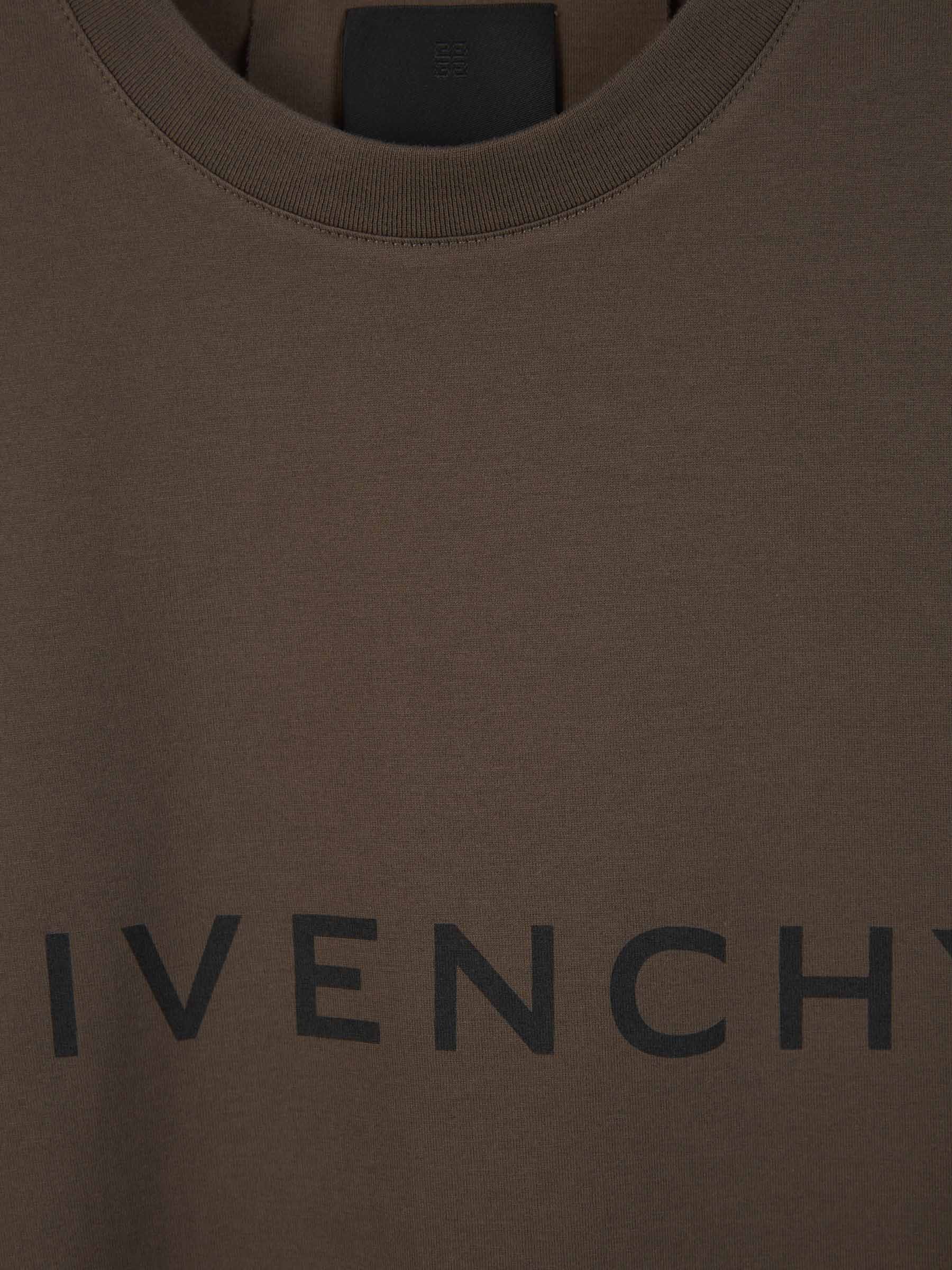 Outlet online Givenchy Hombre Camiseta Logo Algodón color Verde Militar sku 553-003599 01 - Foto 3