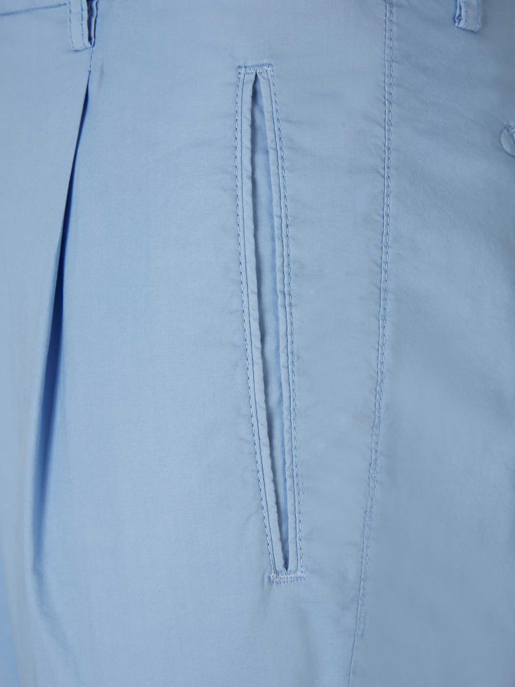 Outlet online Santa Eulalia Hombre Pantalones Chino Algodón color Azul Cielo sku 521-003032 02 - Foto 3