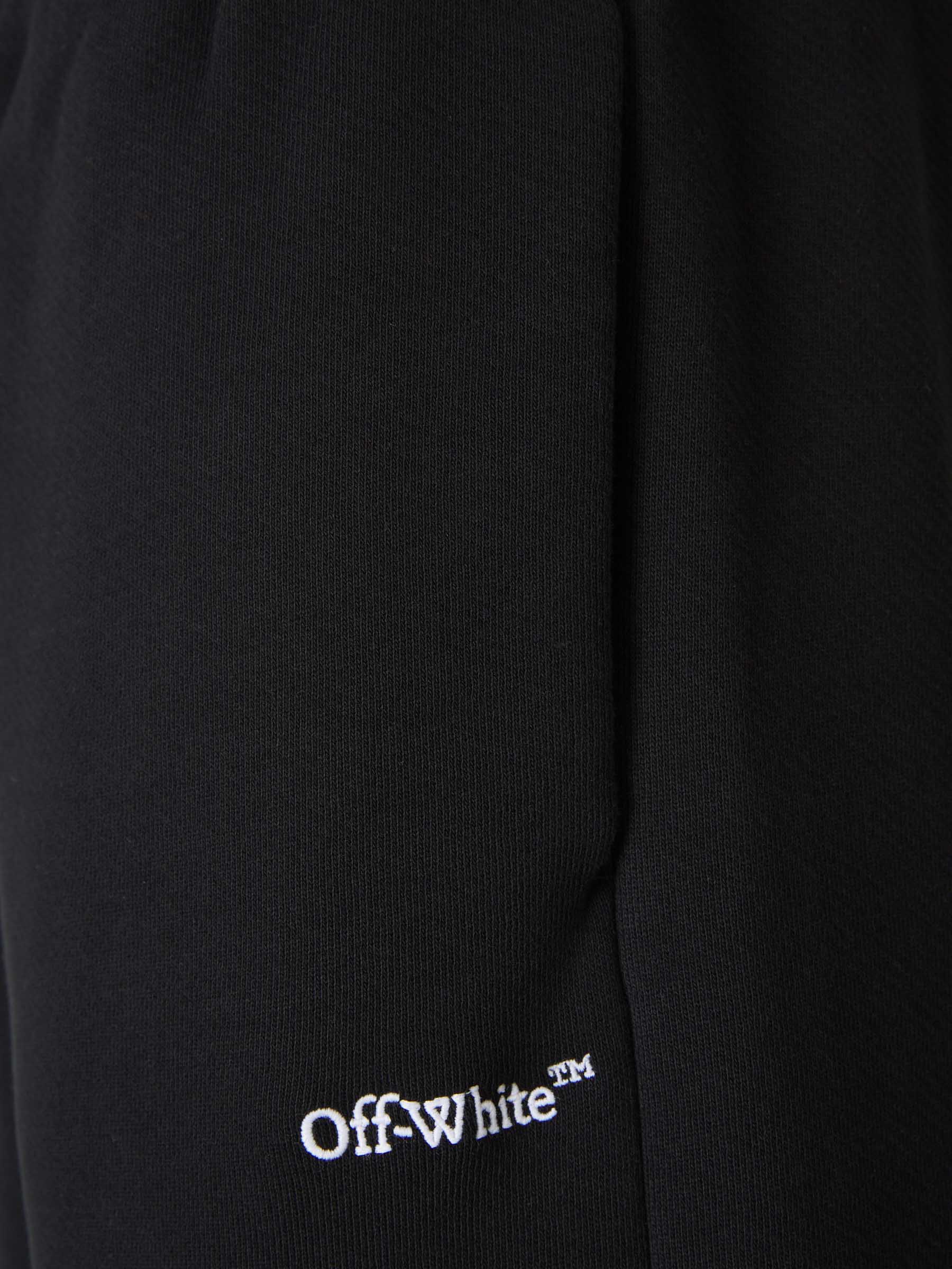 Outlet online Off-White Hombre Bermudas Logo Algodón color Negro sku 523-000885 01 - Foto 4