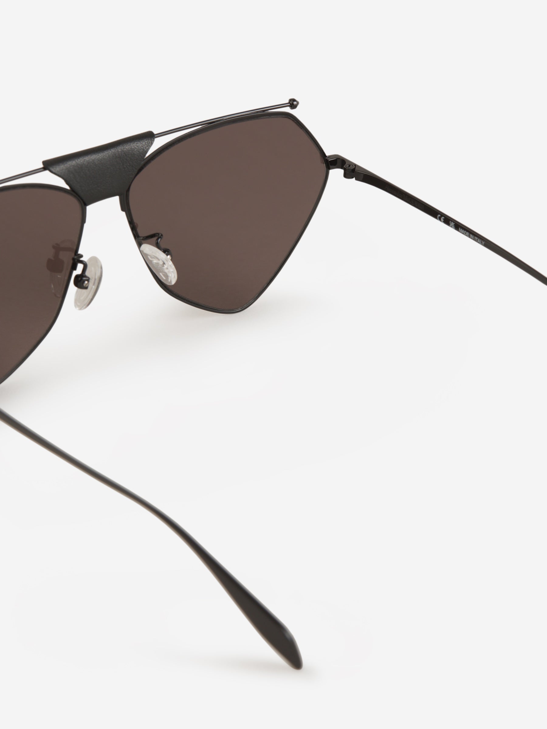 Outlet online McQueen Hombre Gafas de Sol Geométricas color Negro sku 614-002667 01 - Foto 3