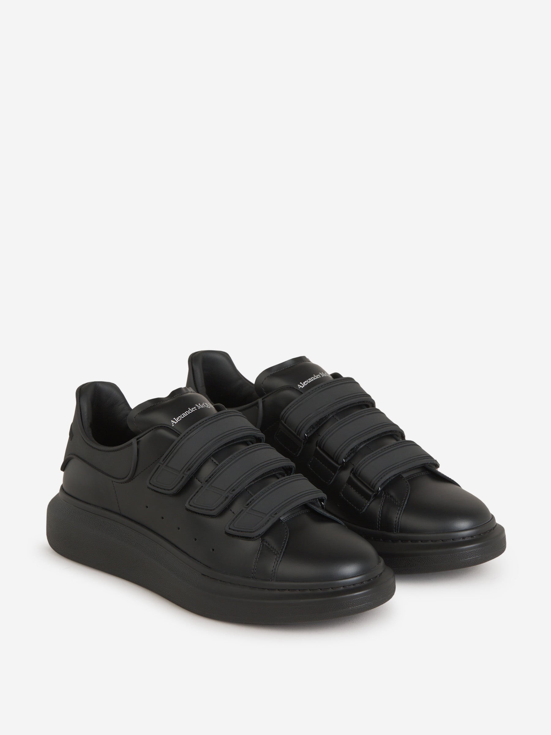 Outlet online Alexander McQueen Hombre Sneakers Larry Piel color Negro sku 616-002635 01 - Foto 2