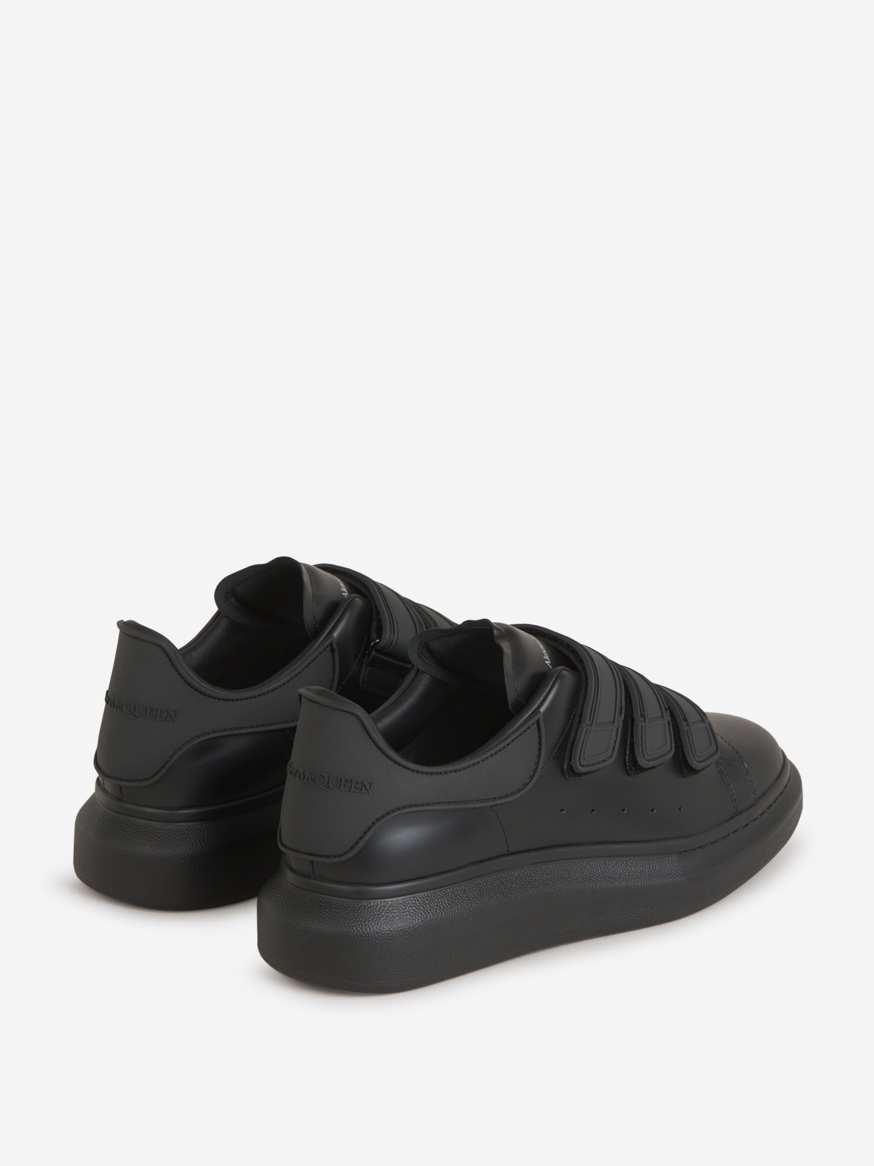 Outlet online Alexander McQueen Hombre Sneakers Larry Piel color Negro sku 616-002635 01 - Foto 3