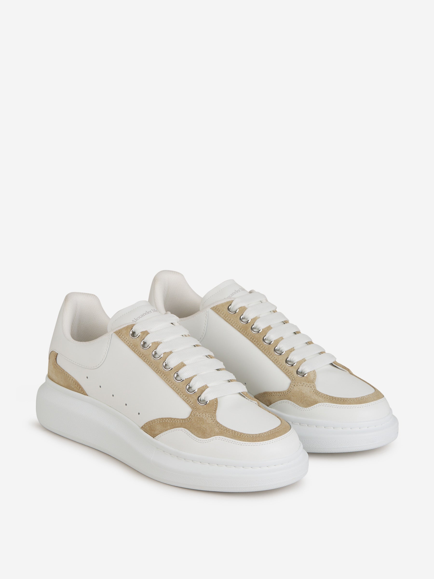 Outlet online Alexander McQueen Hombre Sneakers Oversized Piel color Blanco sku 616-002638 01 - Foto 2