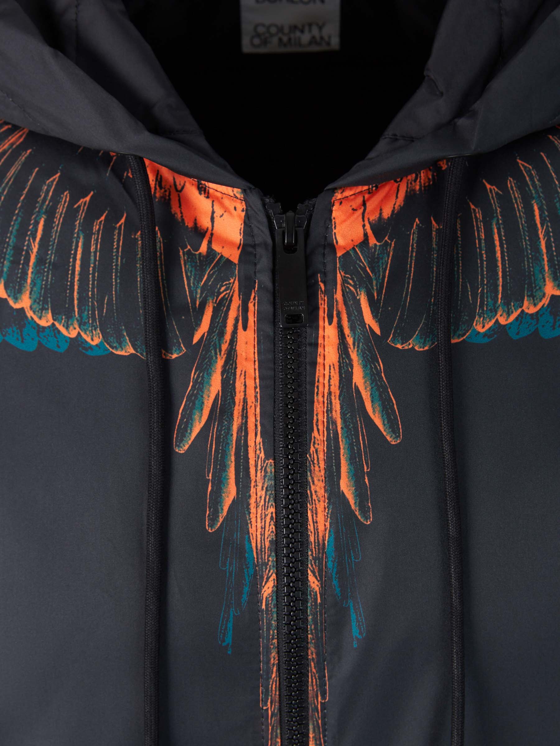 Marcelo Burlon Chaqueta Acolchada Ligera color Negro sku 512-001855 01 - Foto 3