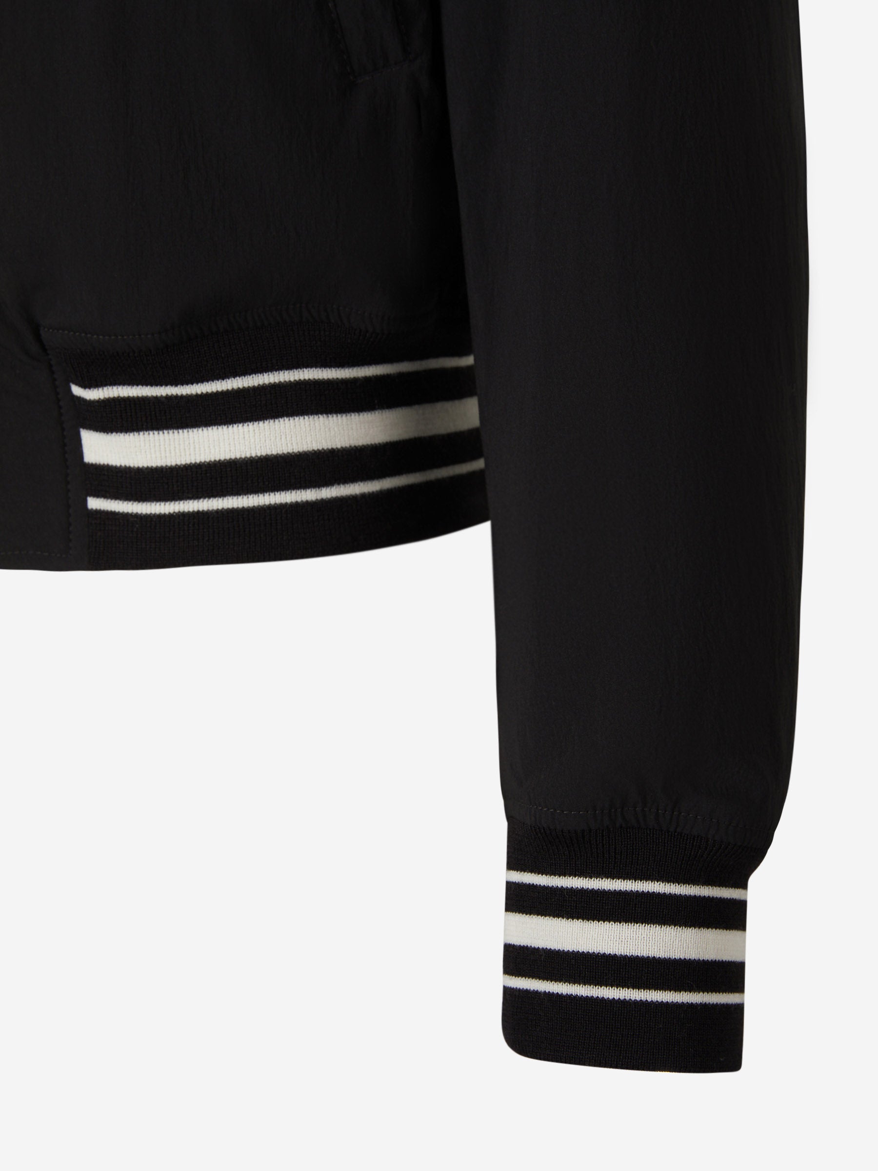 Amiri Cazadora Shrunken Logo color Negro sku 512-001927 01 - Foto 5