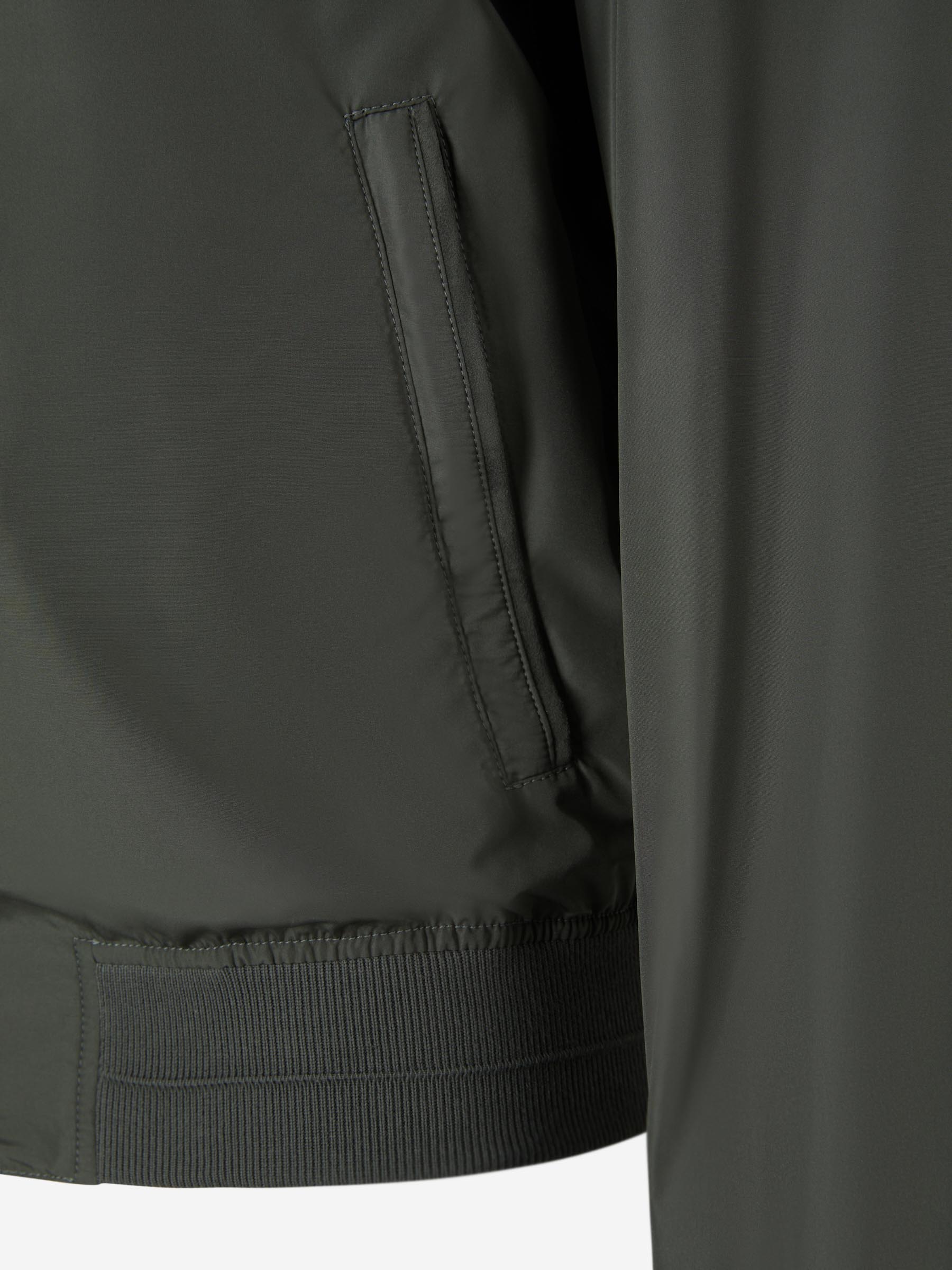 Santa Eulalia Cazadora Técnica Cremallera color Verde Oscuro sku 512-001933 01 - Foto 4