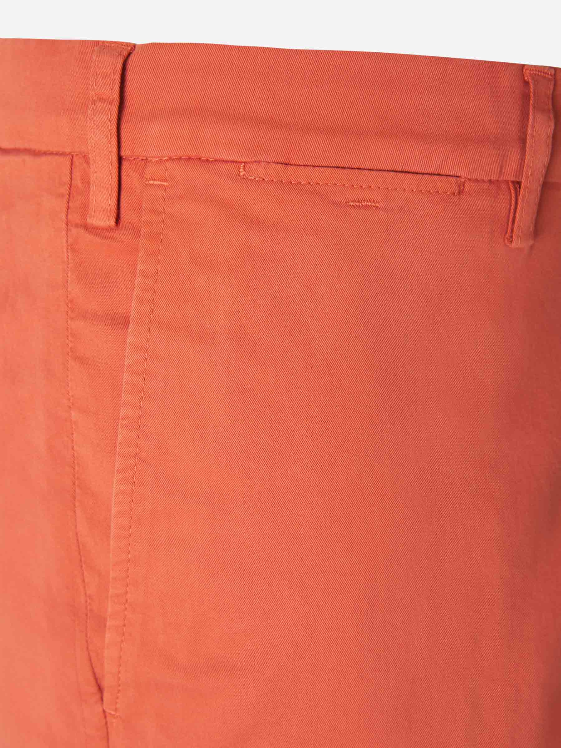 Outlet online Canali Hombre Pantalones Chinos Regular Fit color Verde Militar sku 521-002383 05 - Foto 8