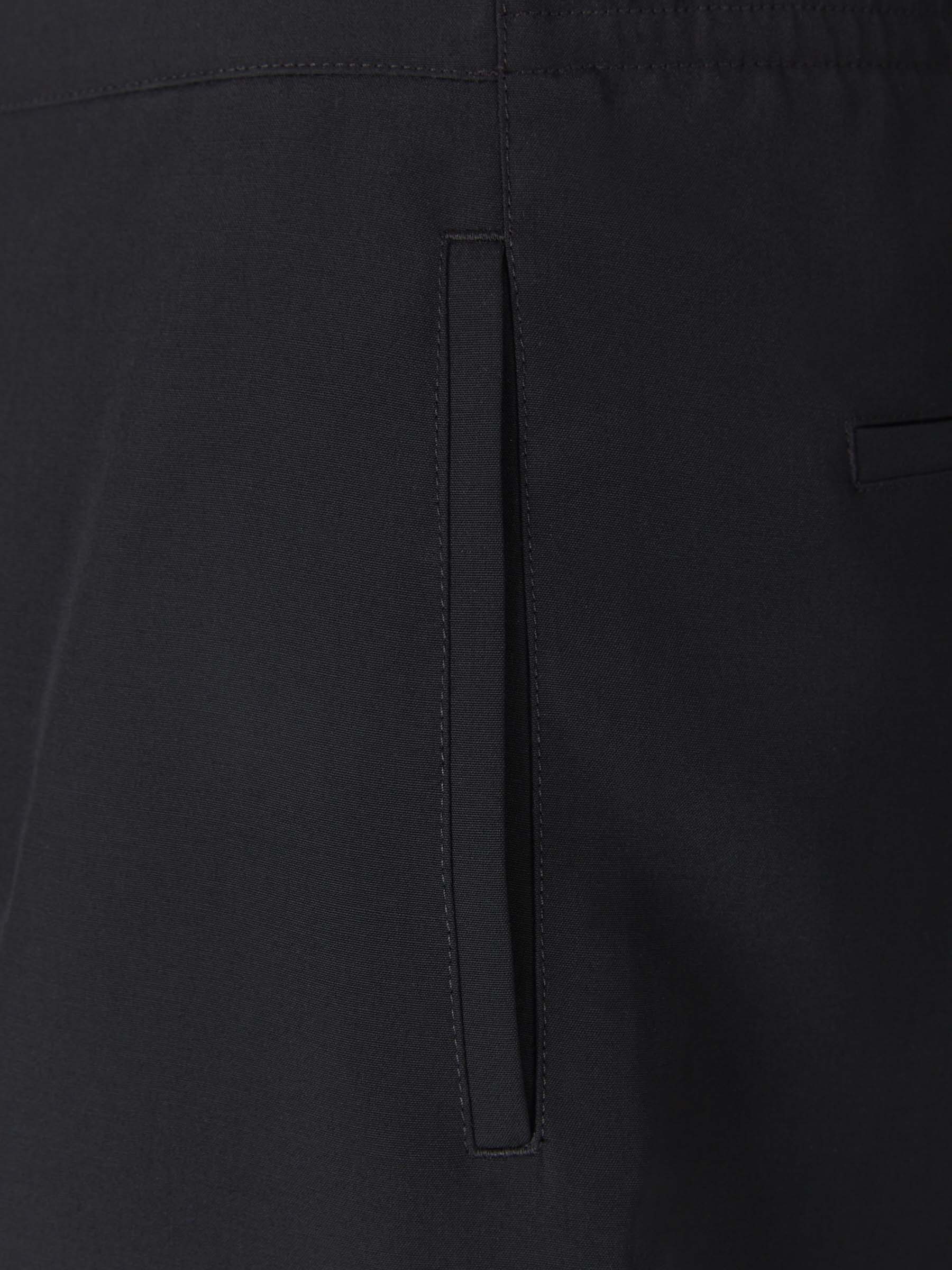 Outlet online Givenchy Hombre Pantalones Cargo Lana color Negro sku 521-002596 00 - Foto 4