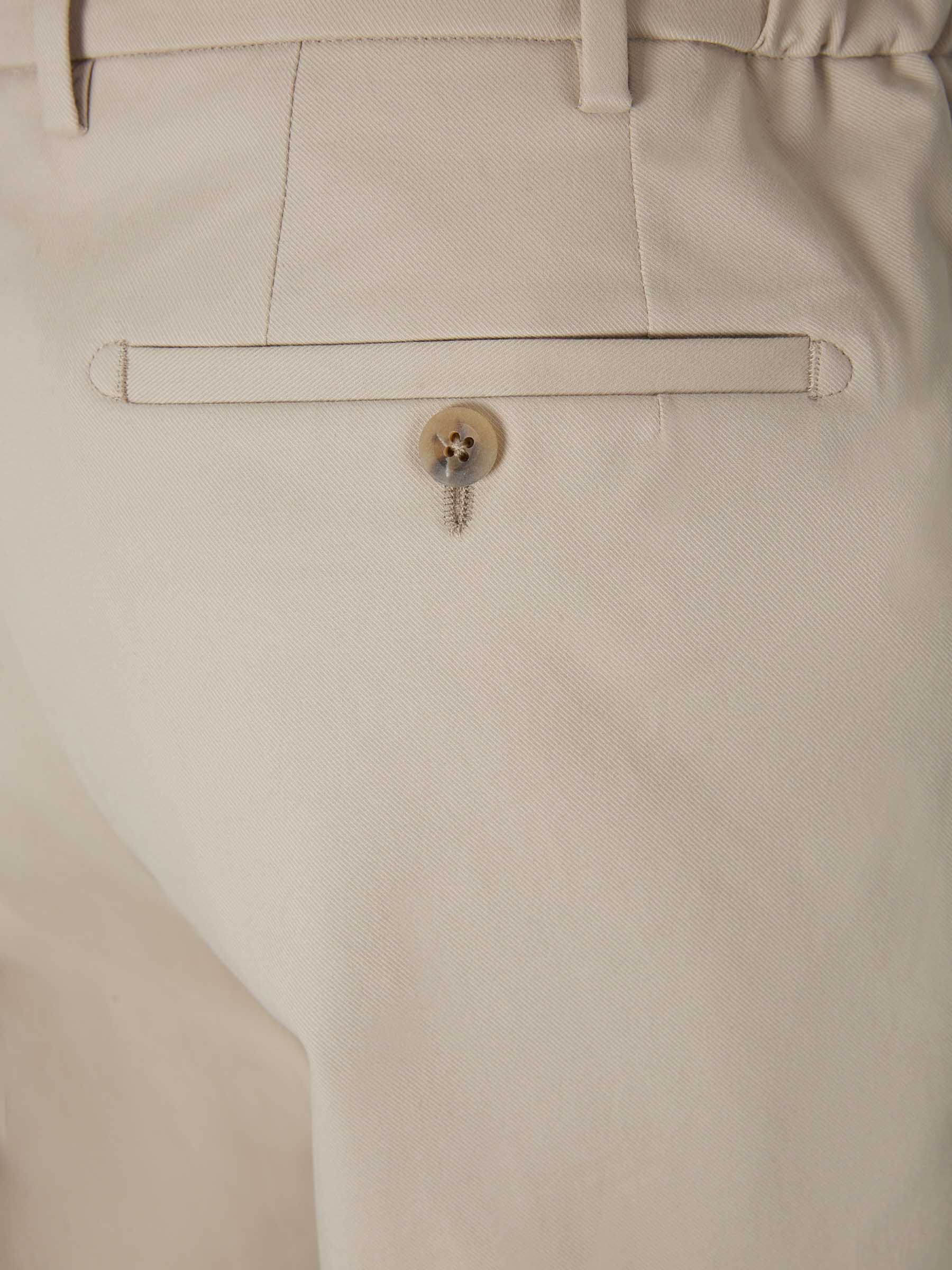 Outlet online Santa Eulalia Hombre Pantalones Algodón Liso color Beis sku 521-002905 01 - Foto 4