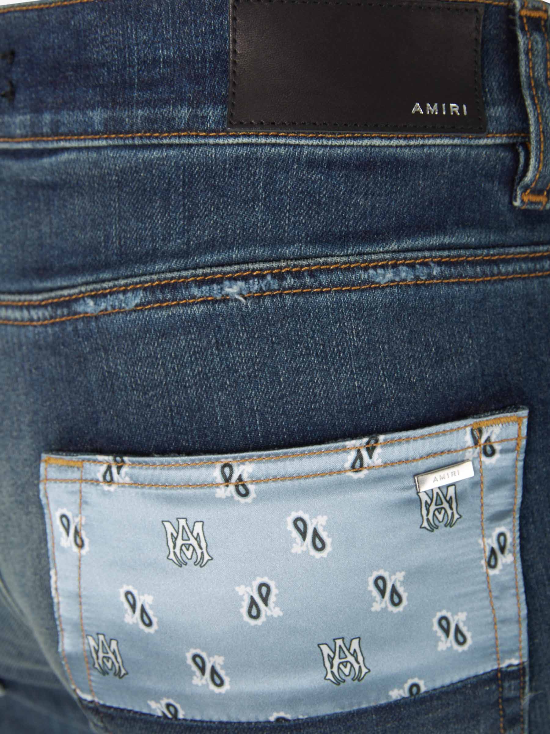 Amiri Jeans Bandana Art Patch color Azul Cobalto sku 522-002245 01 - Foto 4