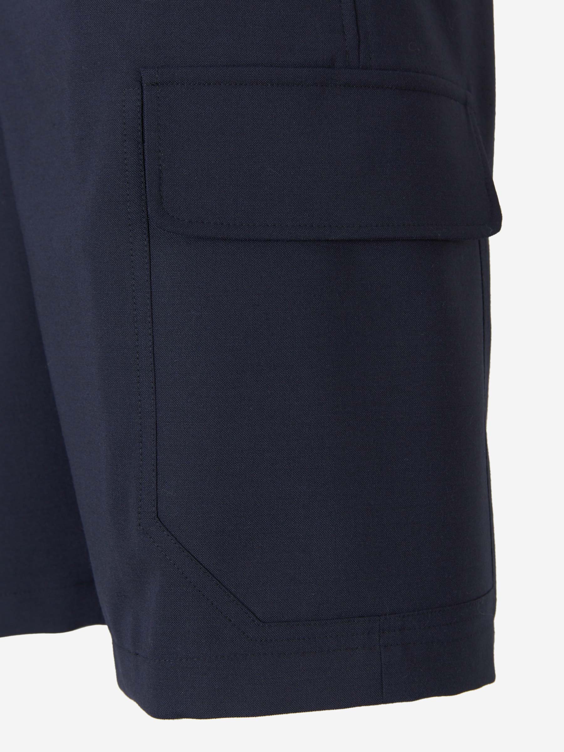 Neil Barrett Bermudas Cargo color Azul Marino sku 523-000569 01 - Foto 5