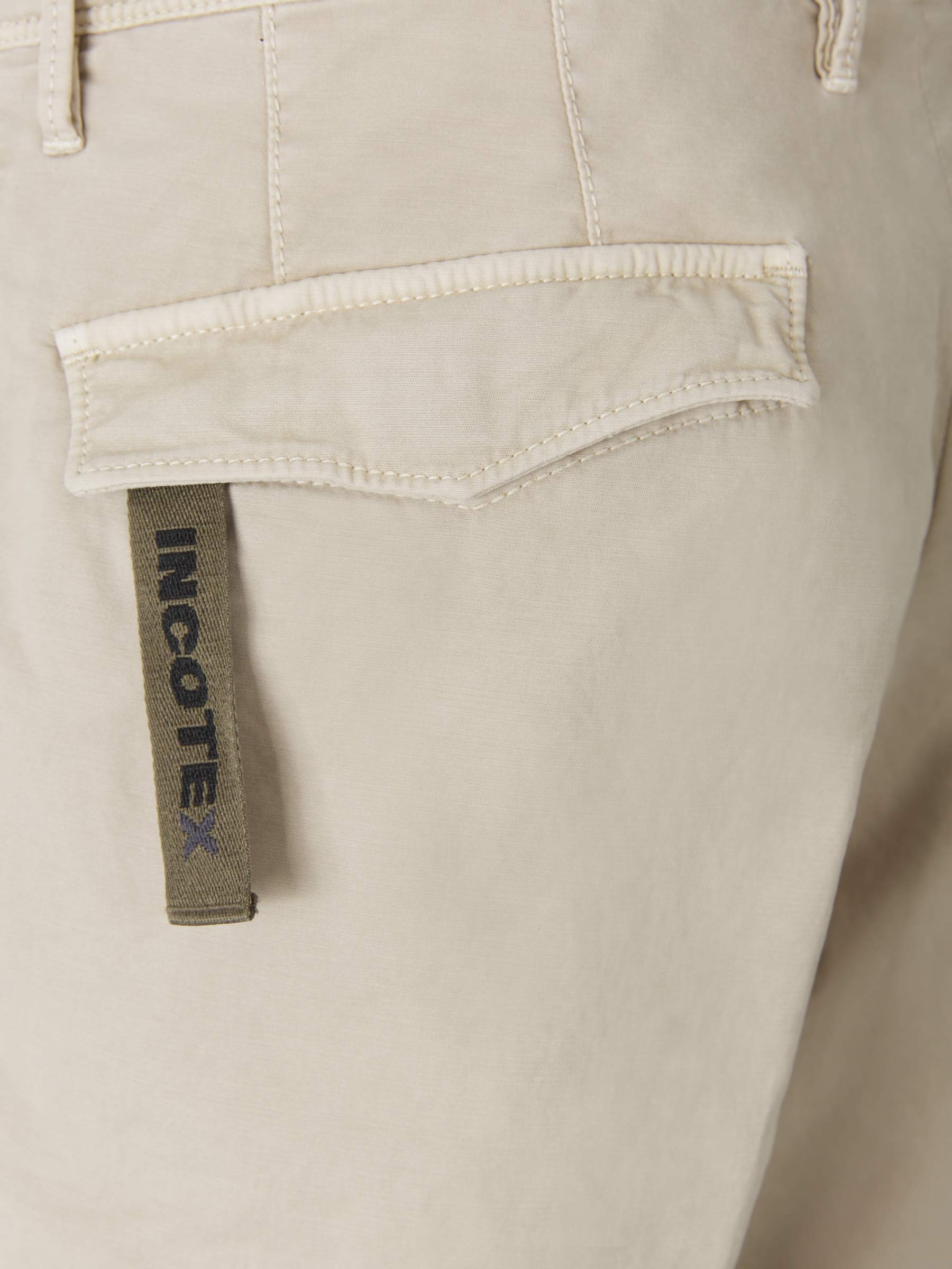 Incotex Slacks Bermudas Chino color Verde Militar sku 523-000590 10 - Foto 4