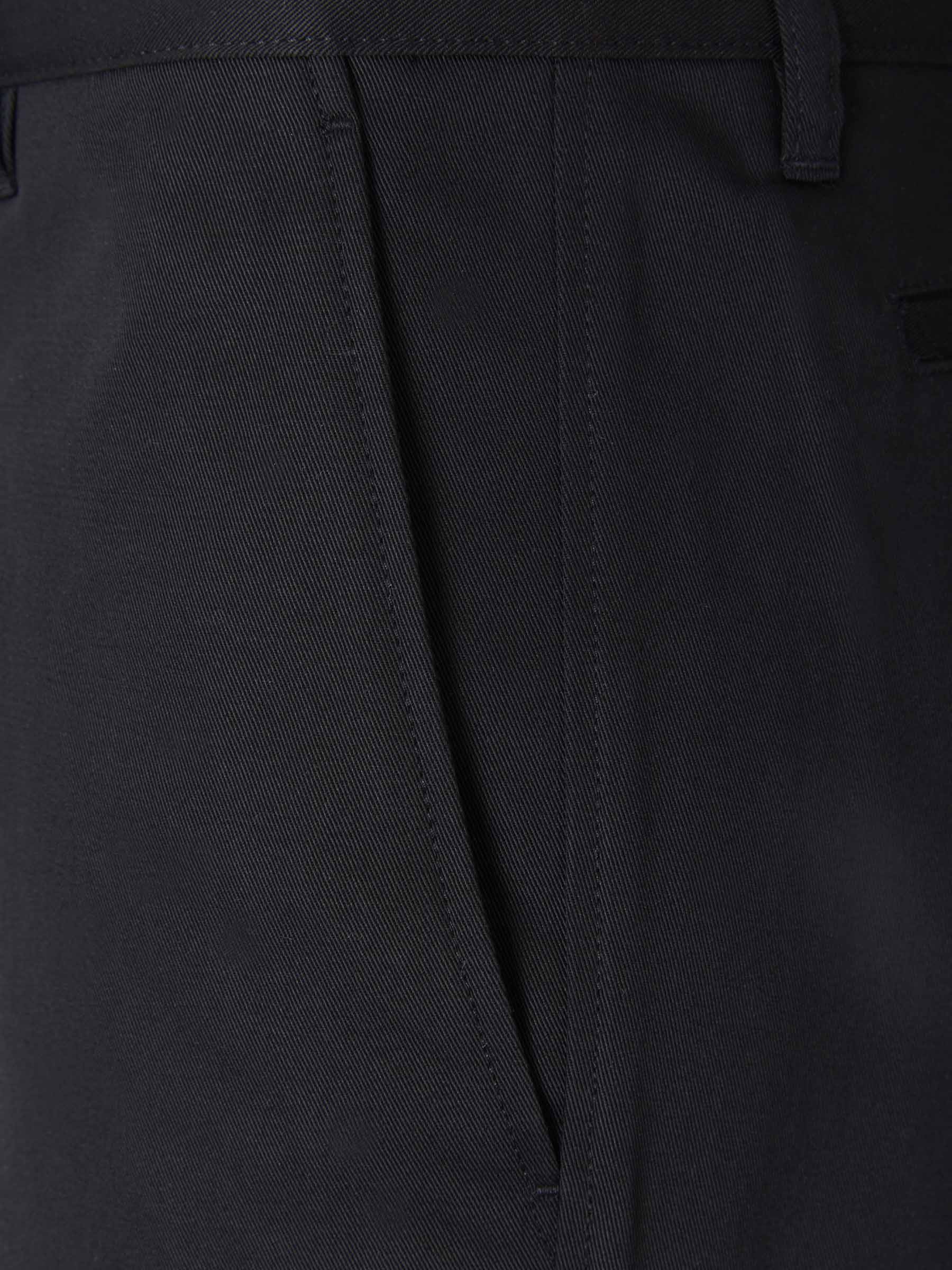 Ami Paris Bermudas Corte Chino color Negro sku 523-000713 01 - Foto 3