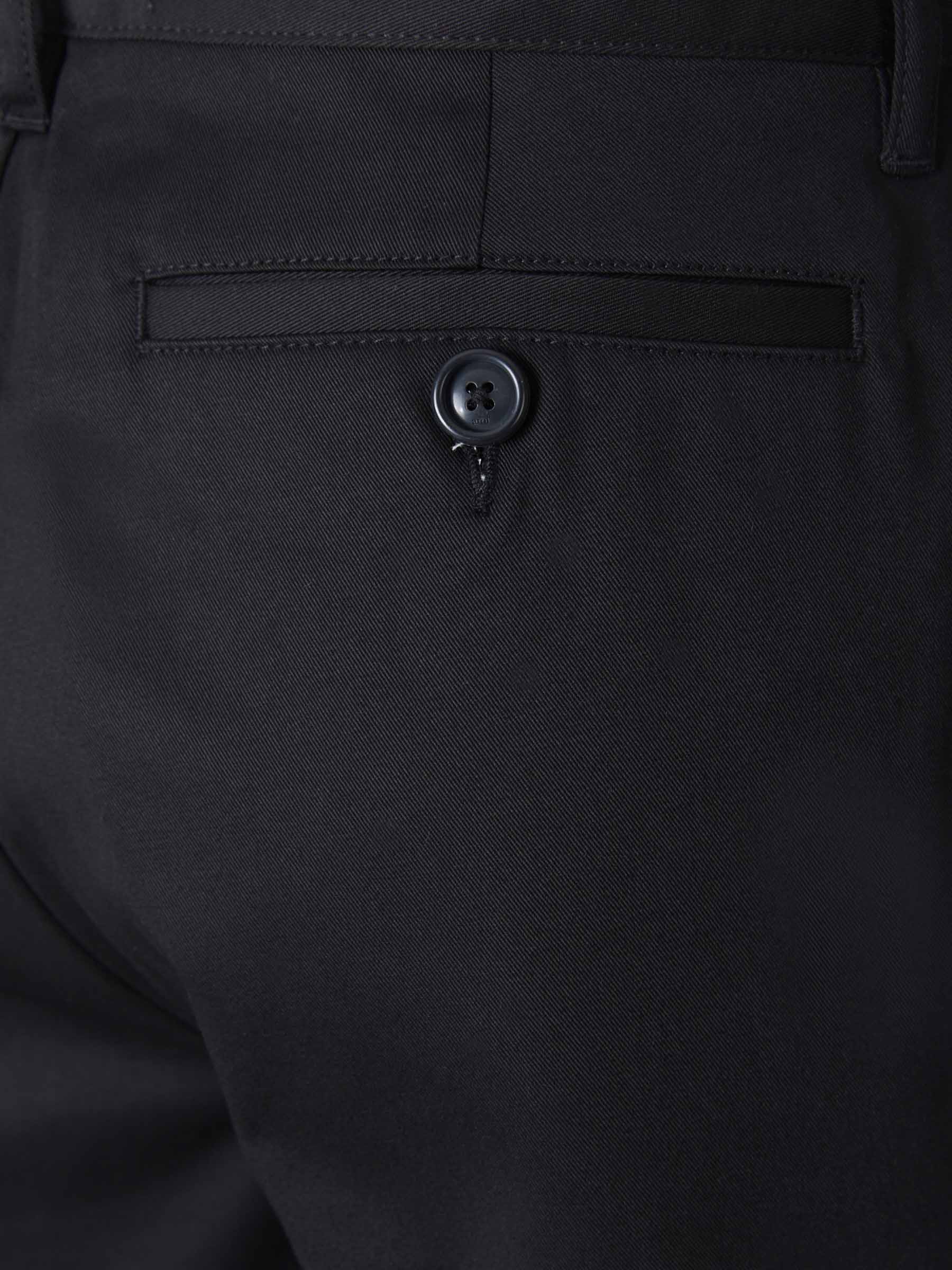 Ami Paris Bermudas Corte Chino color Negro sku 523-000713 01 - Foto 4
