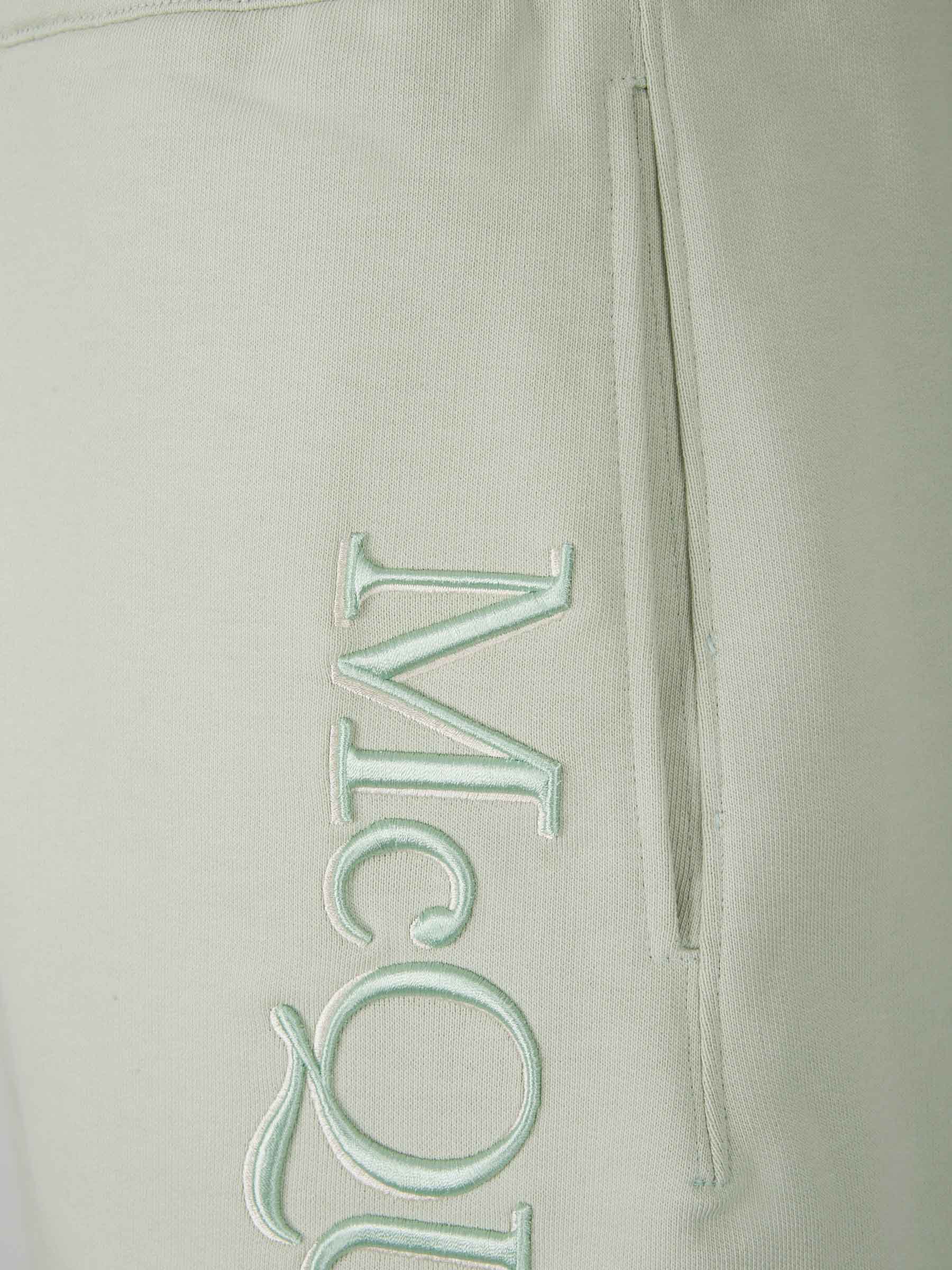 Alexander McQueen Bermudas Logo Bordado color Verde Menta sku 523-000753 01 - Foto 4