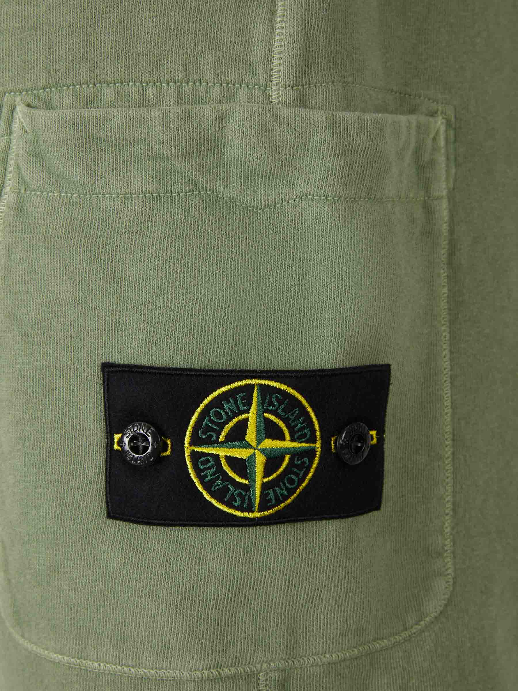 Stone Island Bermudas Joggers Logo color Verde Militar sku 523-000825 02 - Foto 5