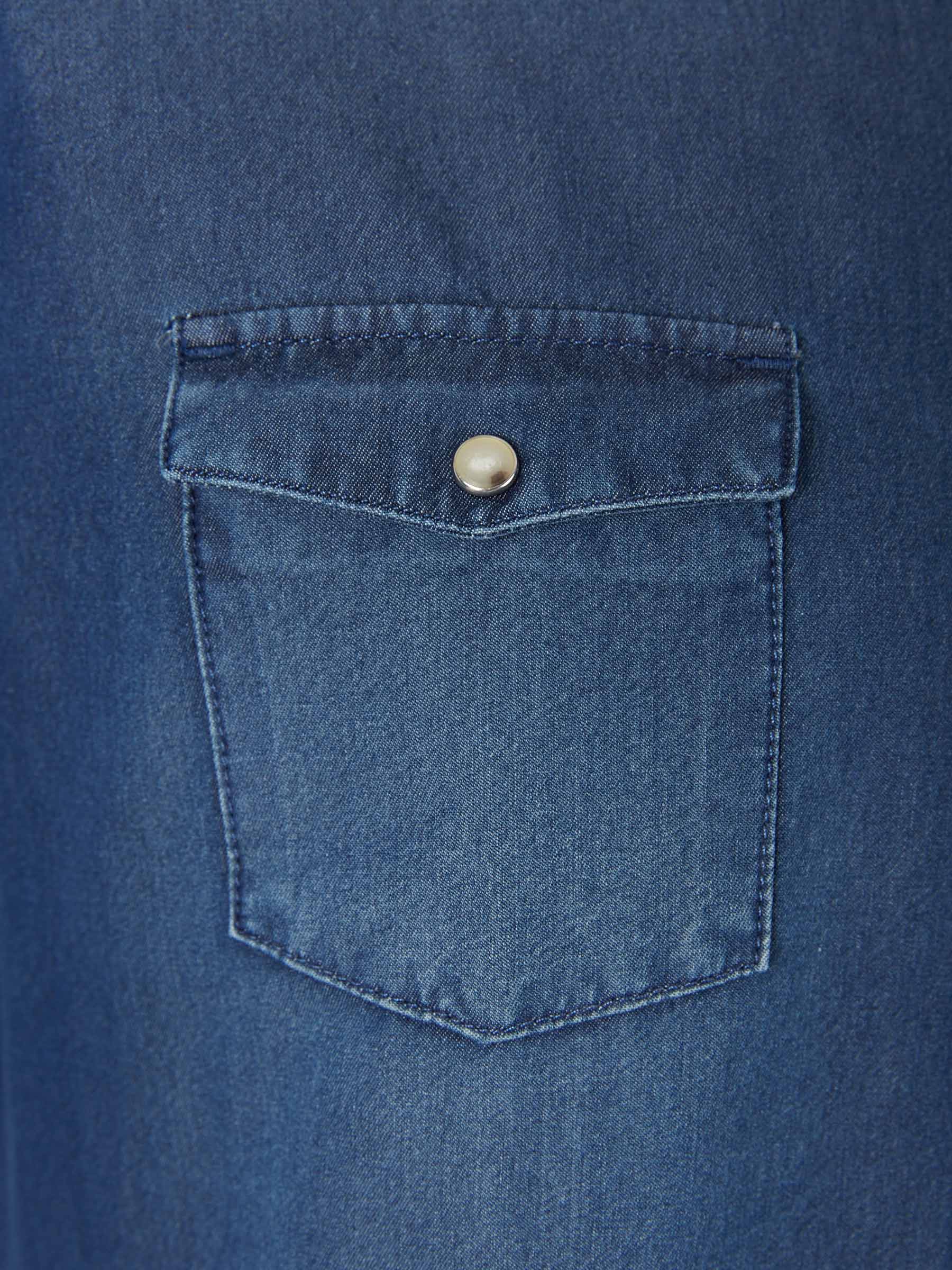 Orian Camisa Denim color Gris Oscuro sku 531-005262 02 - Foto 4