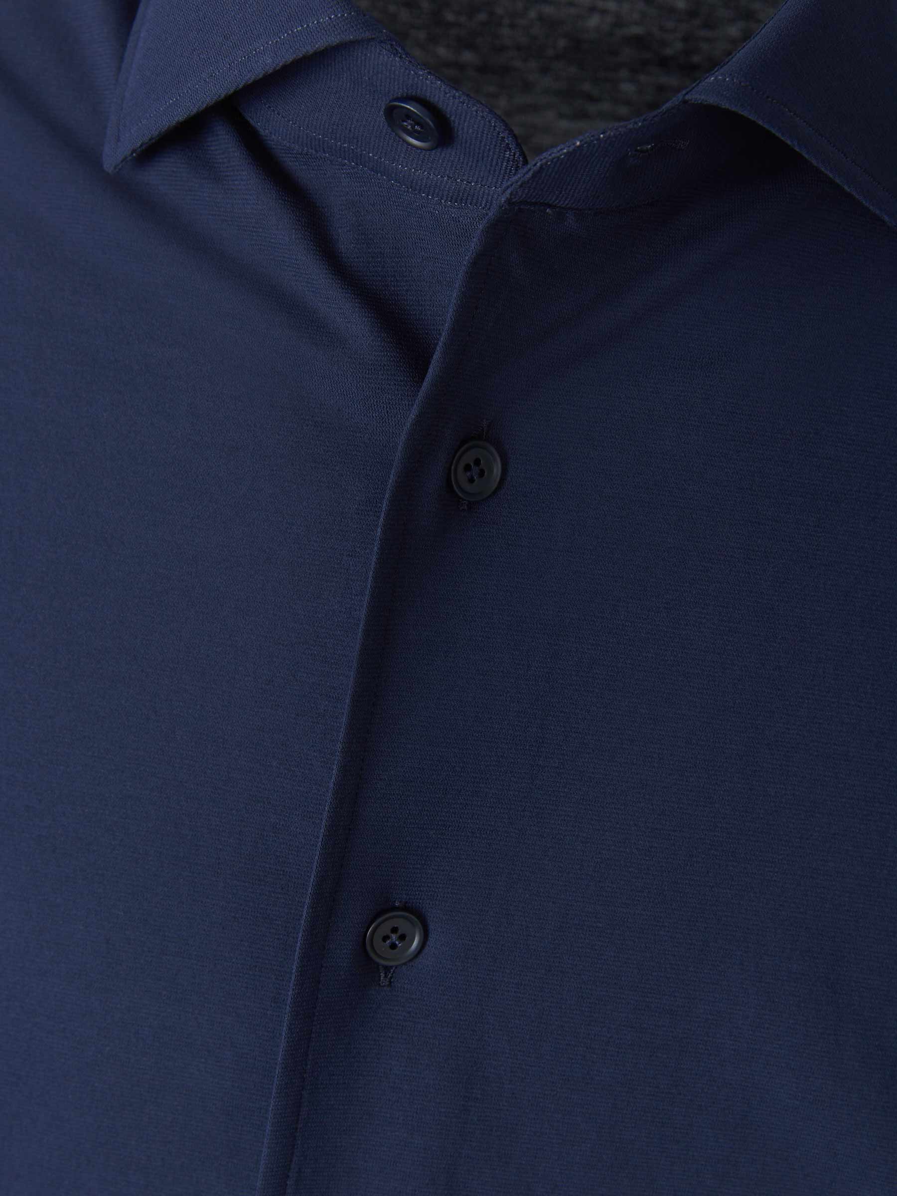 Santa Eulalia Camisa Batiste Lisa color Azul Noche sku 531-005569 02 - Foto 3