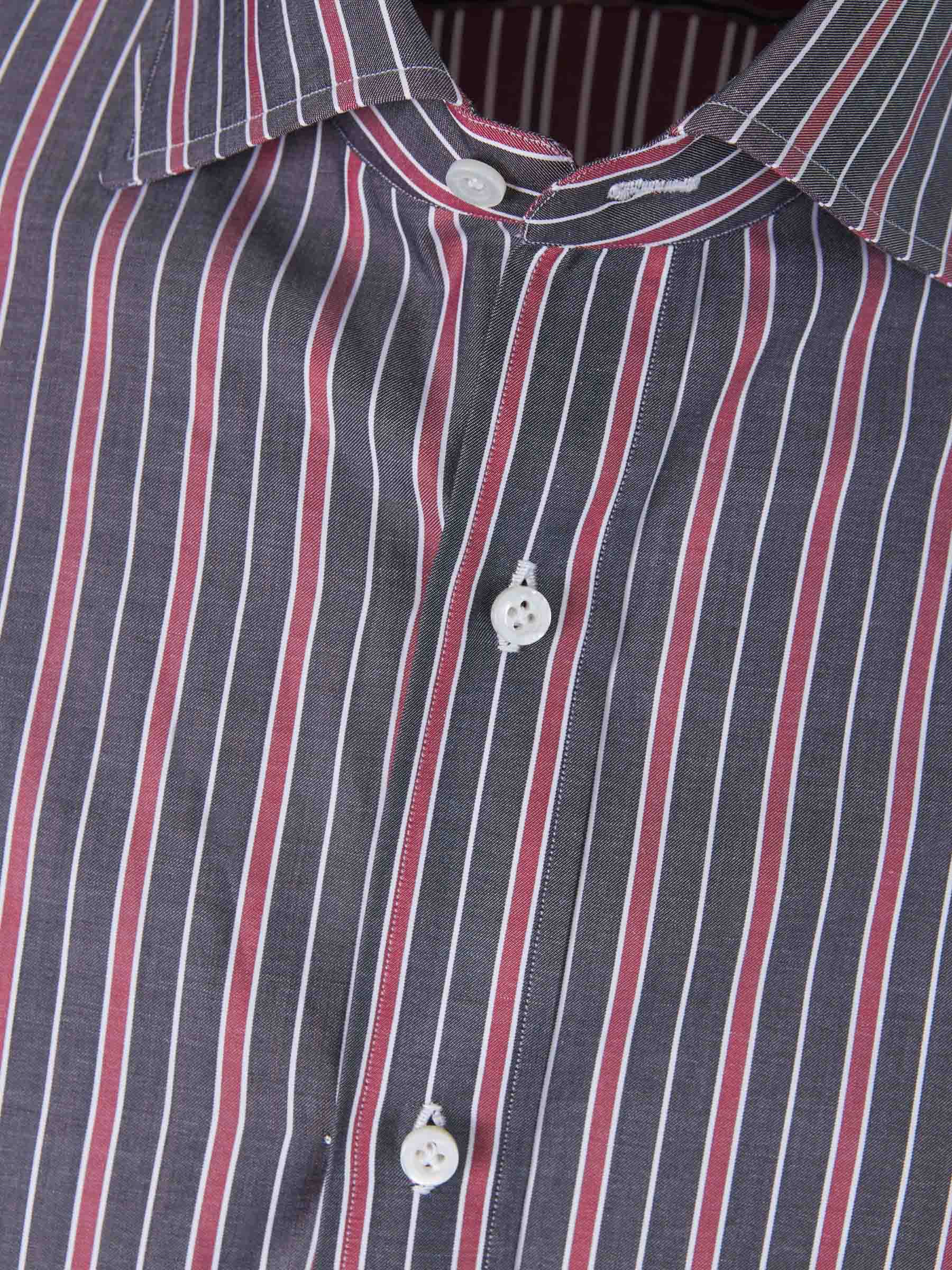 Isaia Camisa Motivo Rayas color Burdeos sku 531-005716 01 - Foto 3