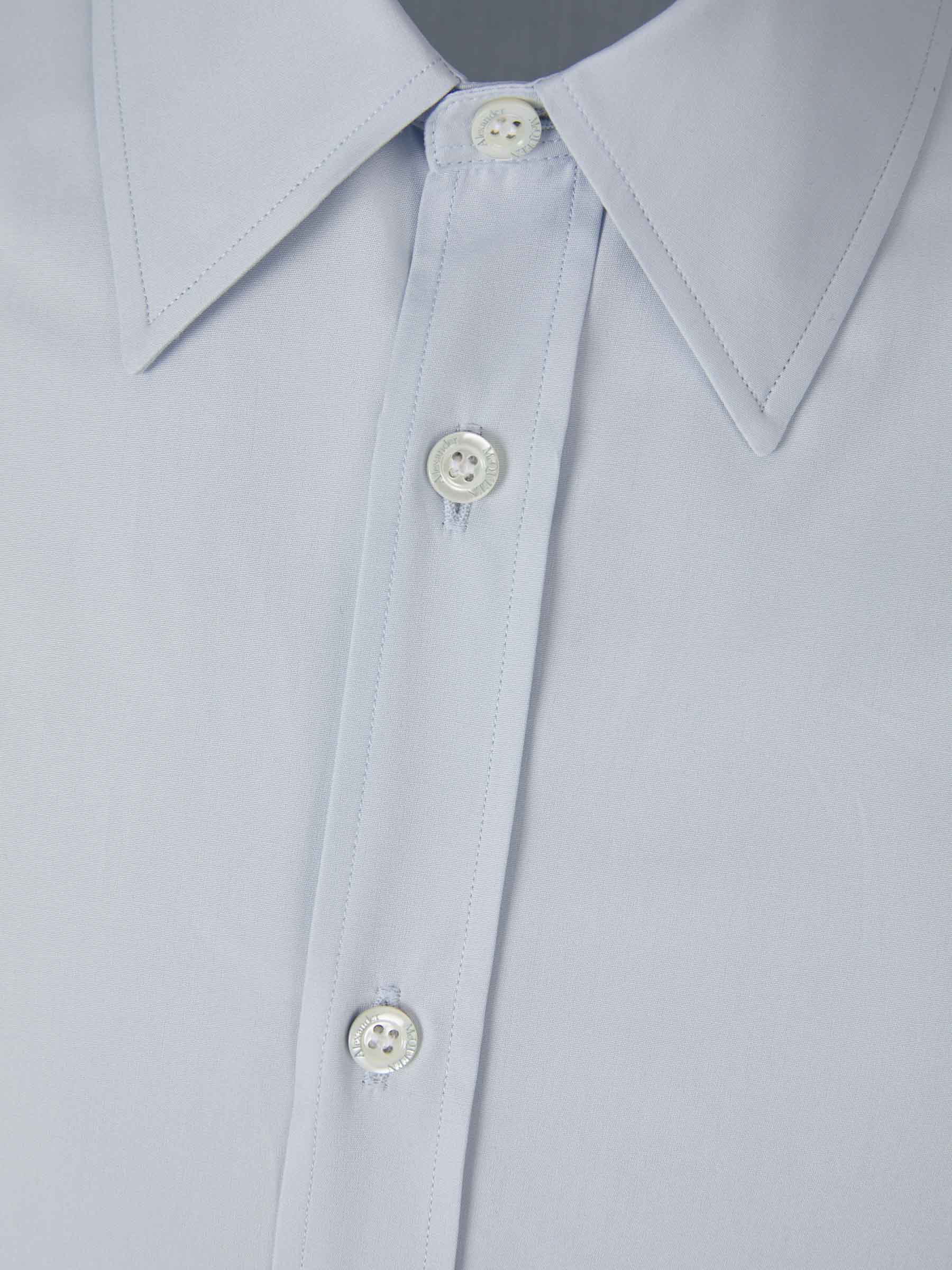 Alexander McQueen Camisa Arnés Contraste color Azul Cielo sku 531-005951 01 - Foto 3