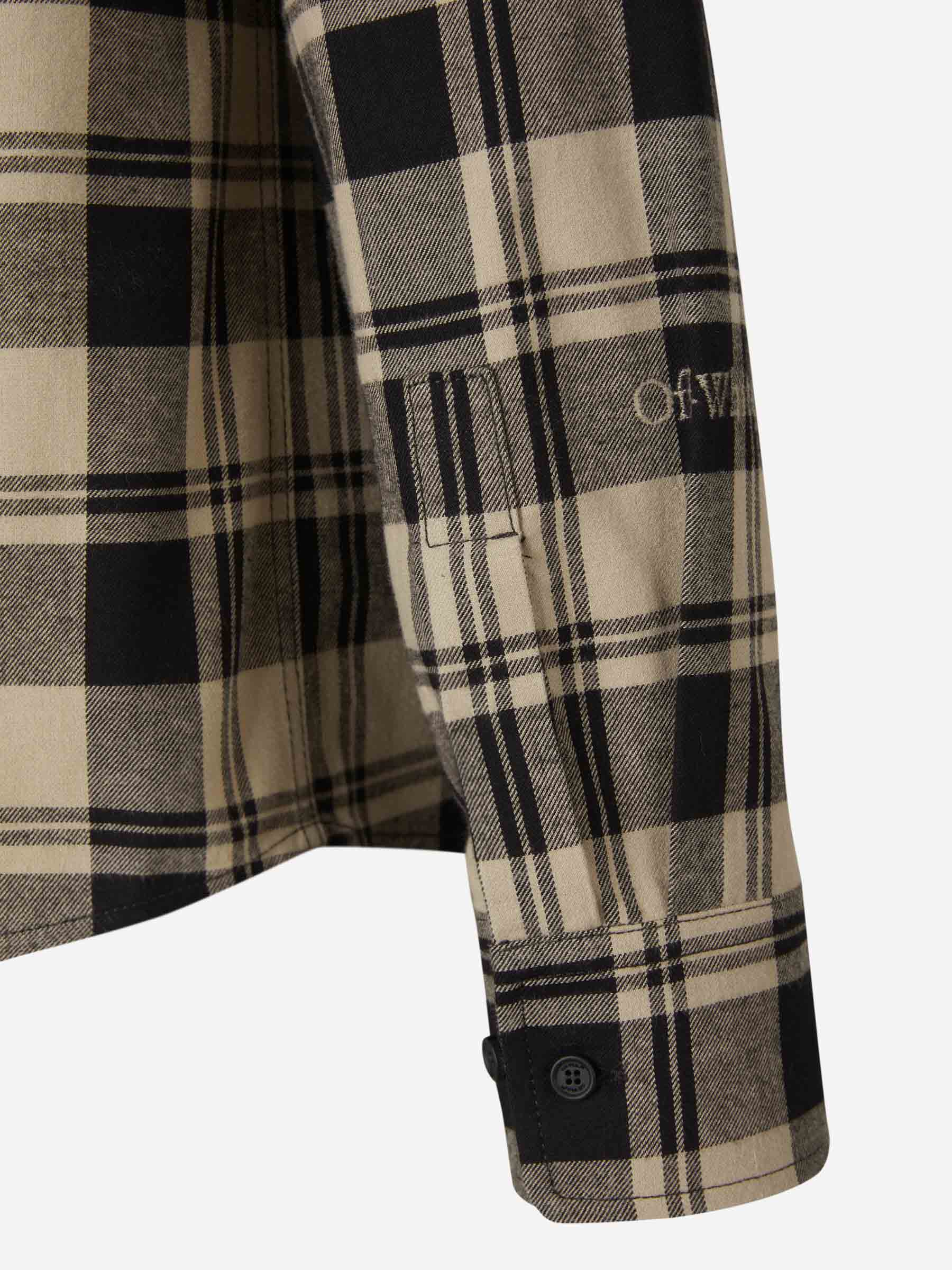 Off-White Camisa Motivo Cuadros color Negro sku 531-006026 01 - Foto 3