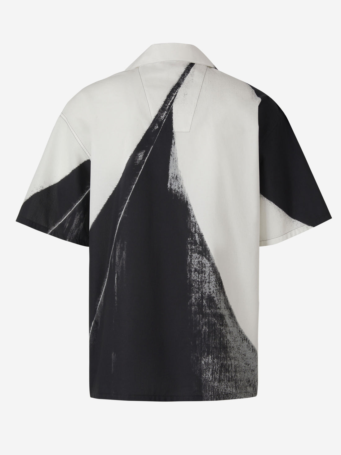 Alexander McQueen Camisa Motivo Asimétrico color Negro sku 532-000474 01 - Foto 2