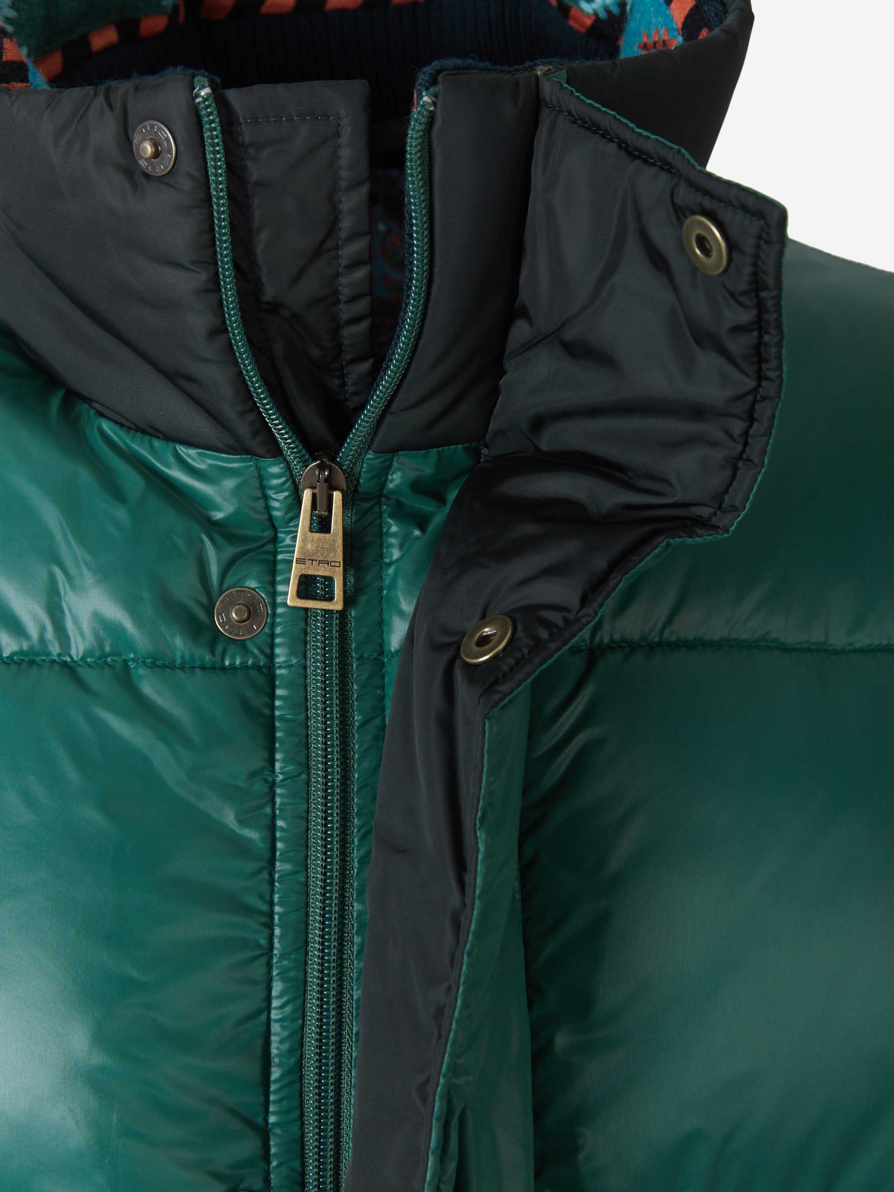 Etro Chaleco Acolchado Multibolsillos color Verde Azulado sku 544-000436 01 - Foto 4