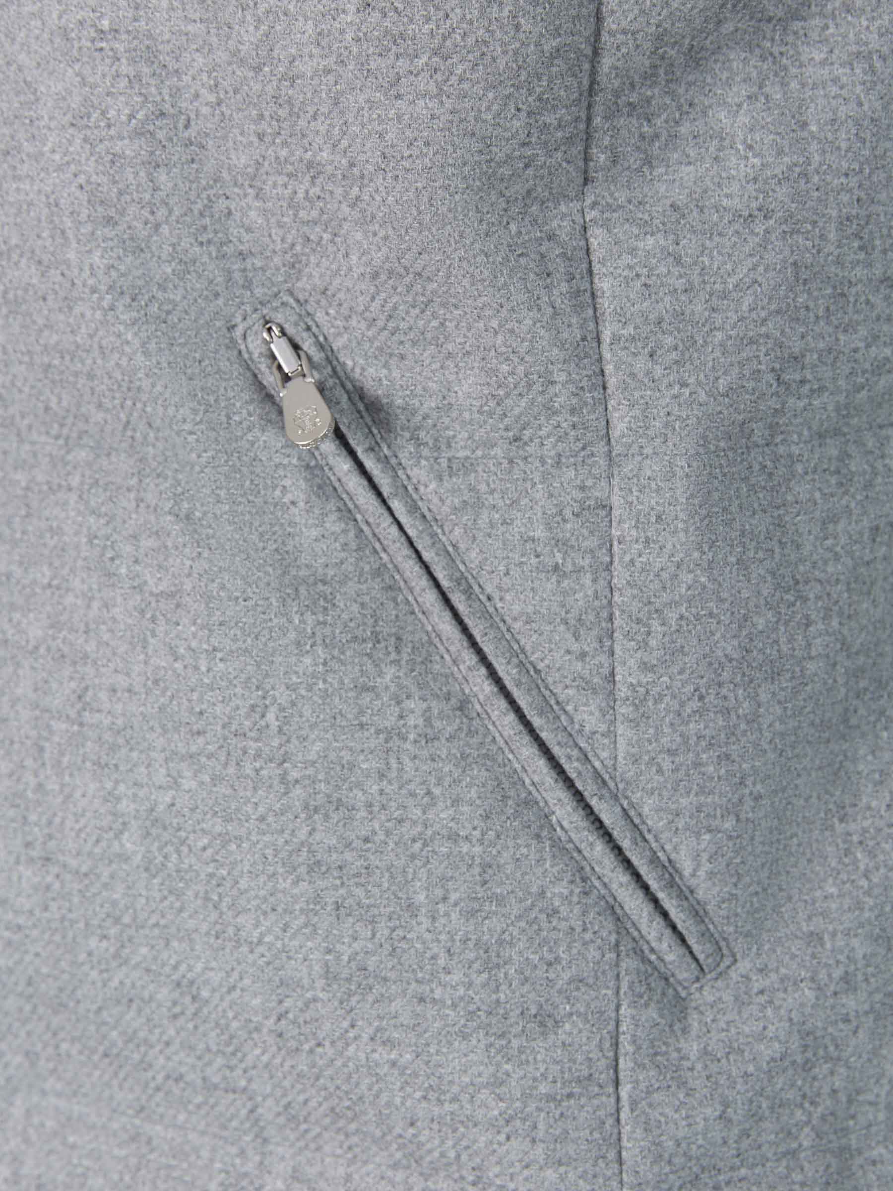 Brunello Cucinelli Chaleco Acolchado Lana color Gris Claro sku 544-000445 01 - Foto 4