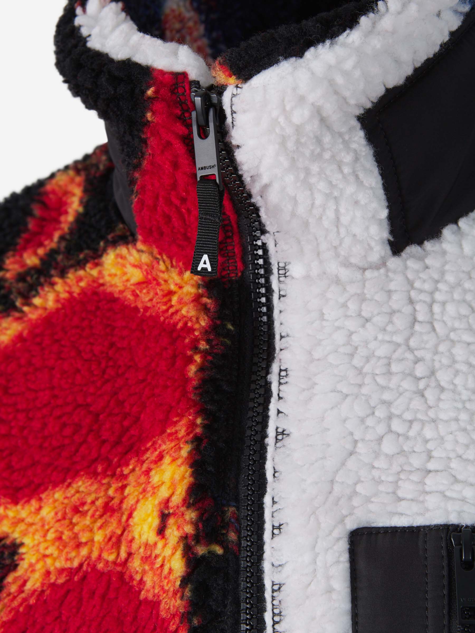 Ambush Chaleco Polar Gráfico color Multicolor sku 544-000452 01 - Foto 3