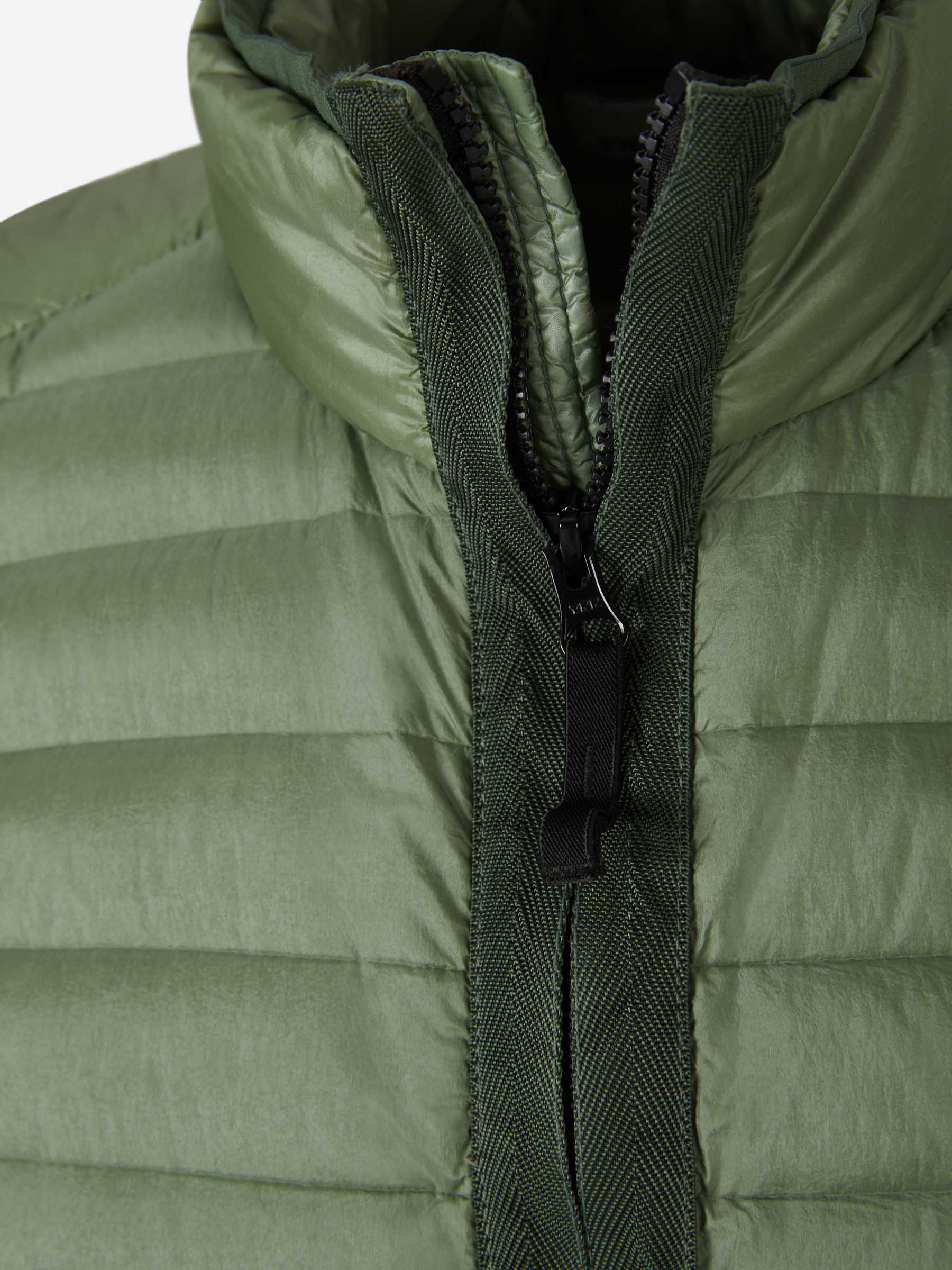 Stone Island Chaleco Acolchado Logo color Verde Oscuro sku 544-000519 01 - Foto 3