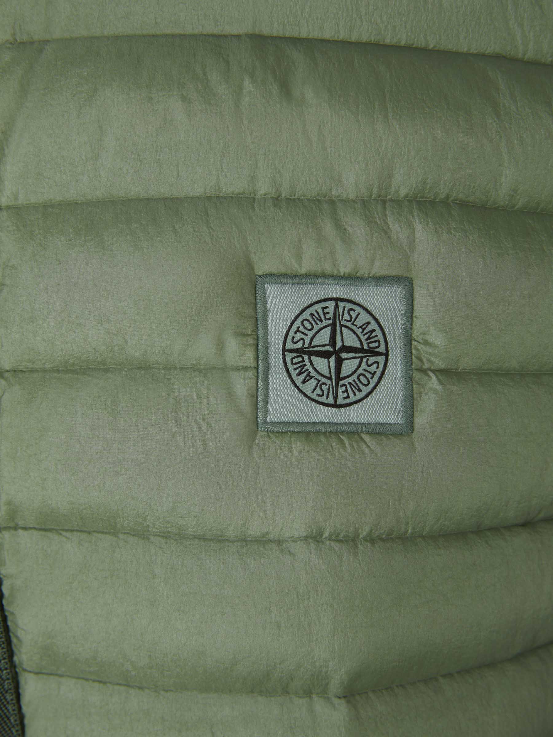 Stone Island Chaleco Acolchado Logo color Verde Oscuro sku 544-000519 01 - Foto 4
