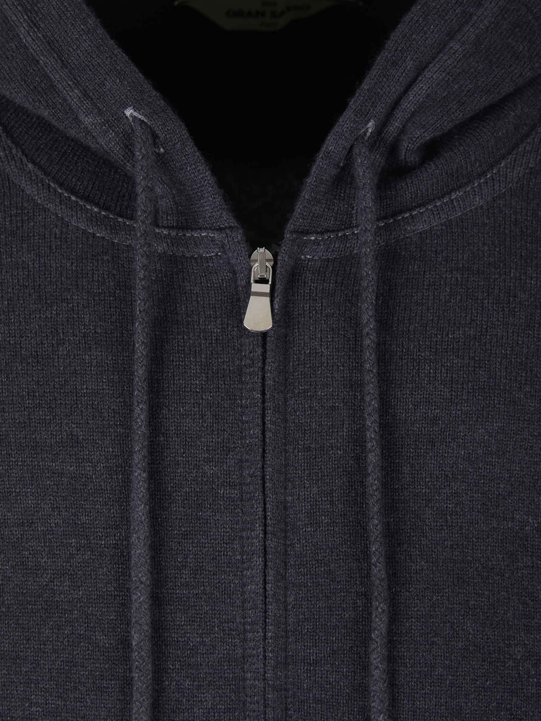 Outlet online Gran Sasso Hombre Sudadera Punto Capucha color Gris Carbón sku 545-001059 01 - Foto 3