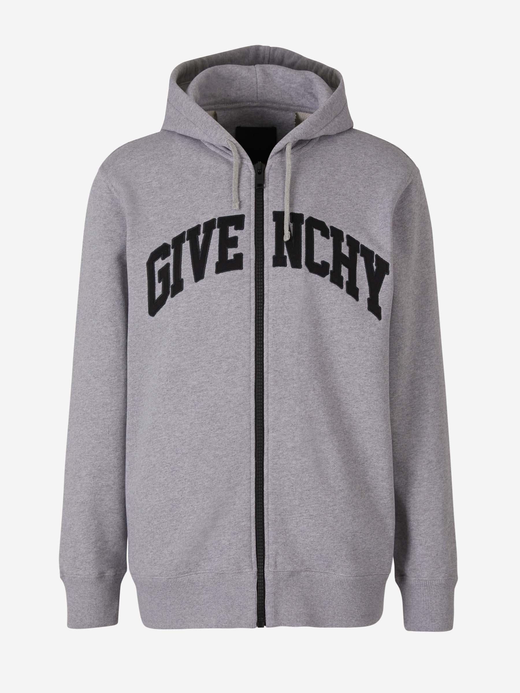 Outlet online Givenchy Hombre Sudadera Logo Curvado color Gris Claro sku 545-001250 01 - Foto 1