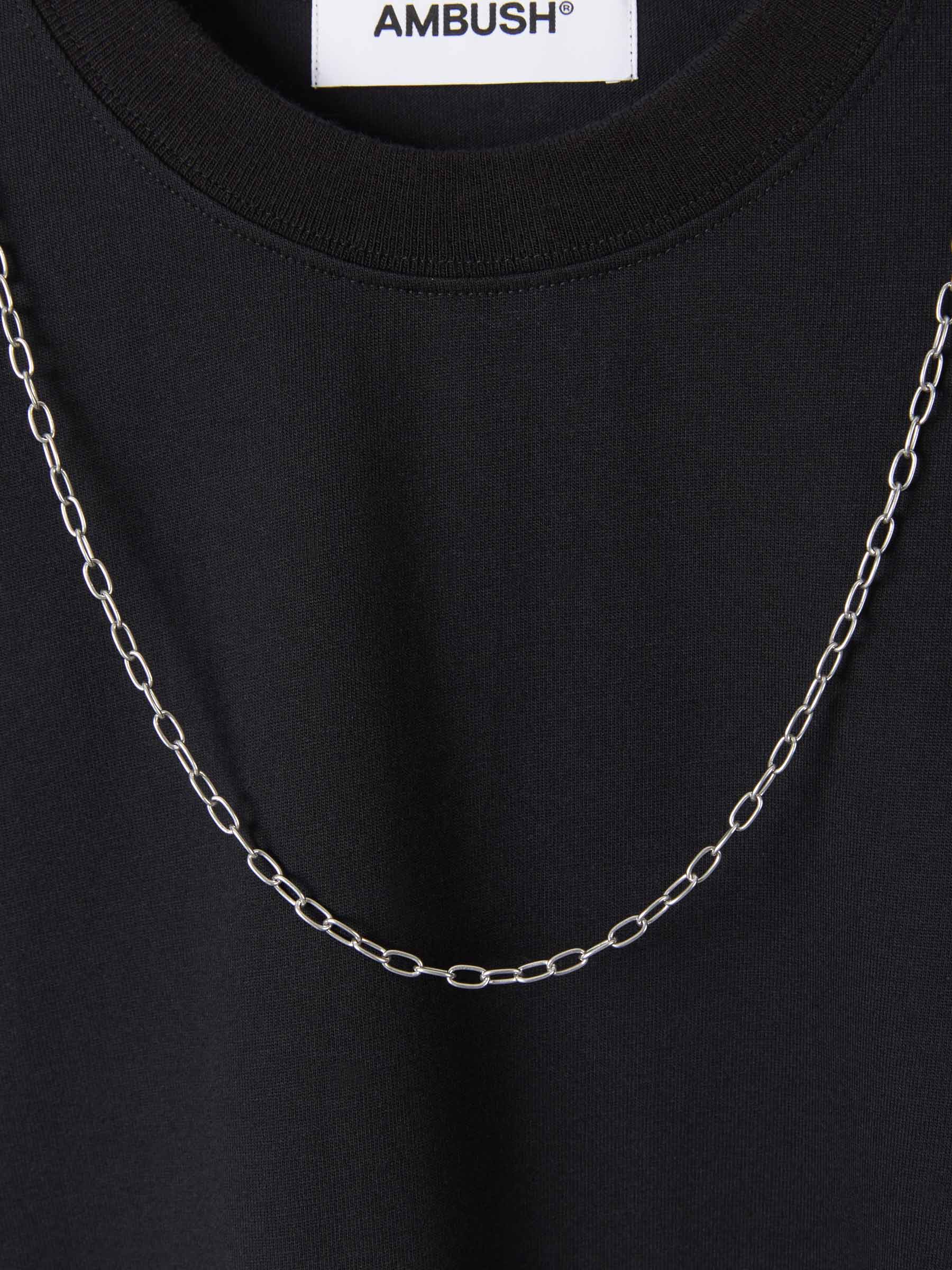 Ambush Camiseta Oversized Detalle Cadena color Negro sku 553-002567 01 - Foto 3