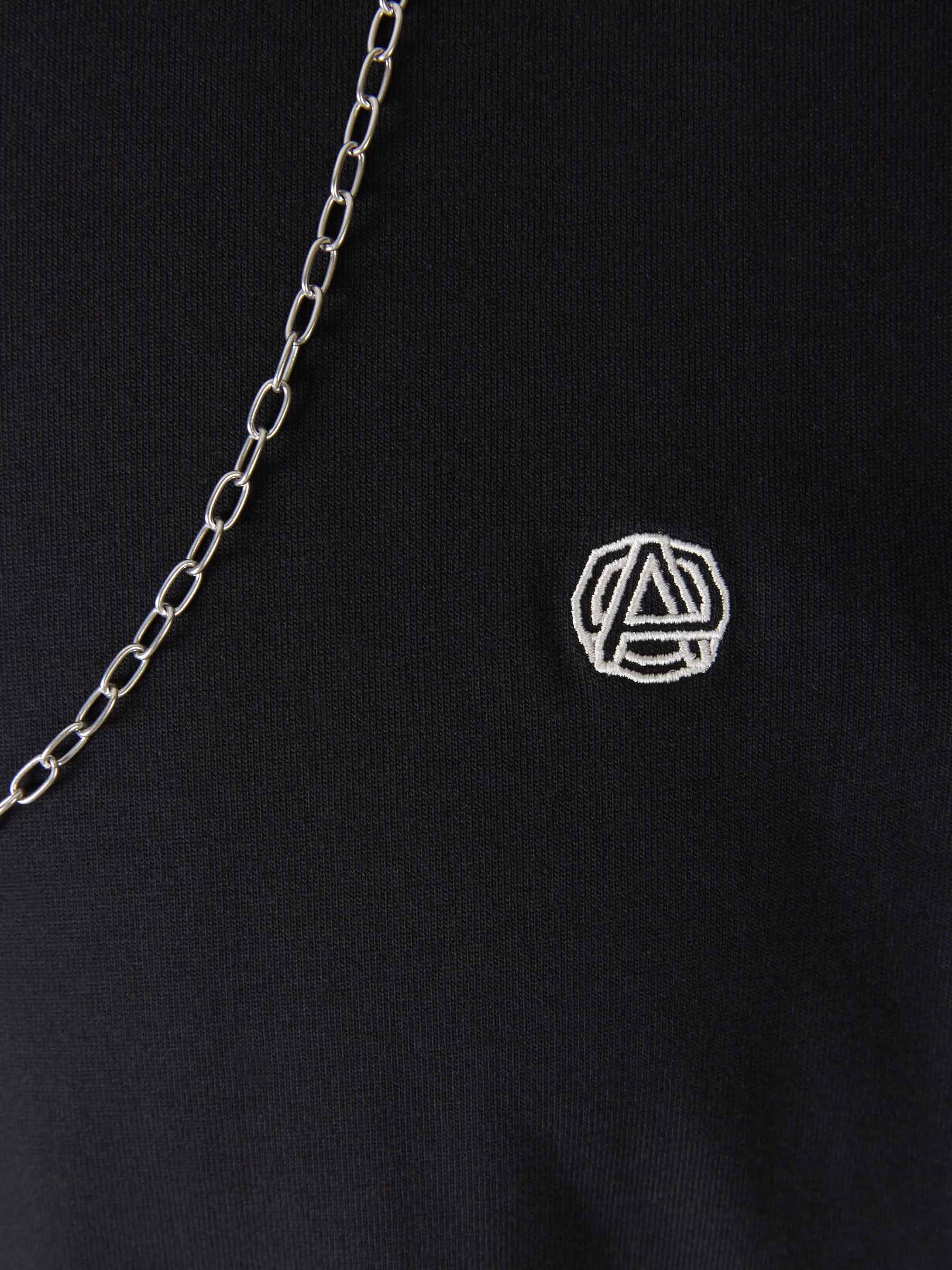 Ambush Camiseta Oversized Detalle Cadena color Negro sku 553-002567 01 - Foto 4