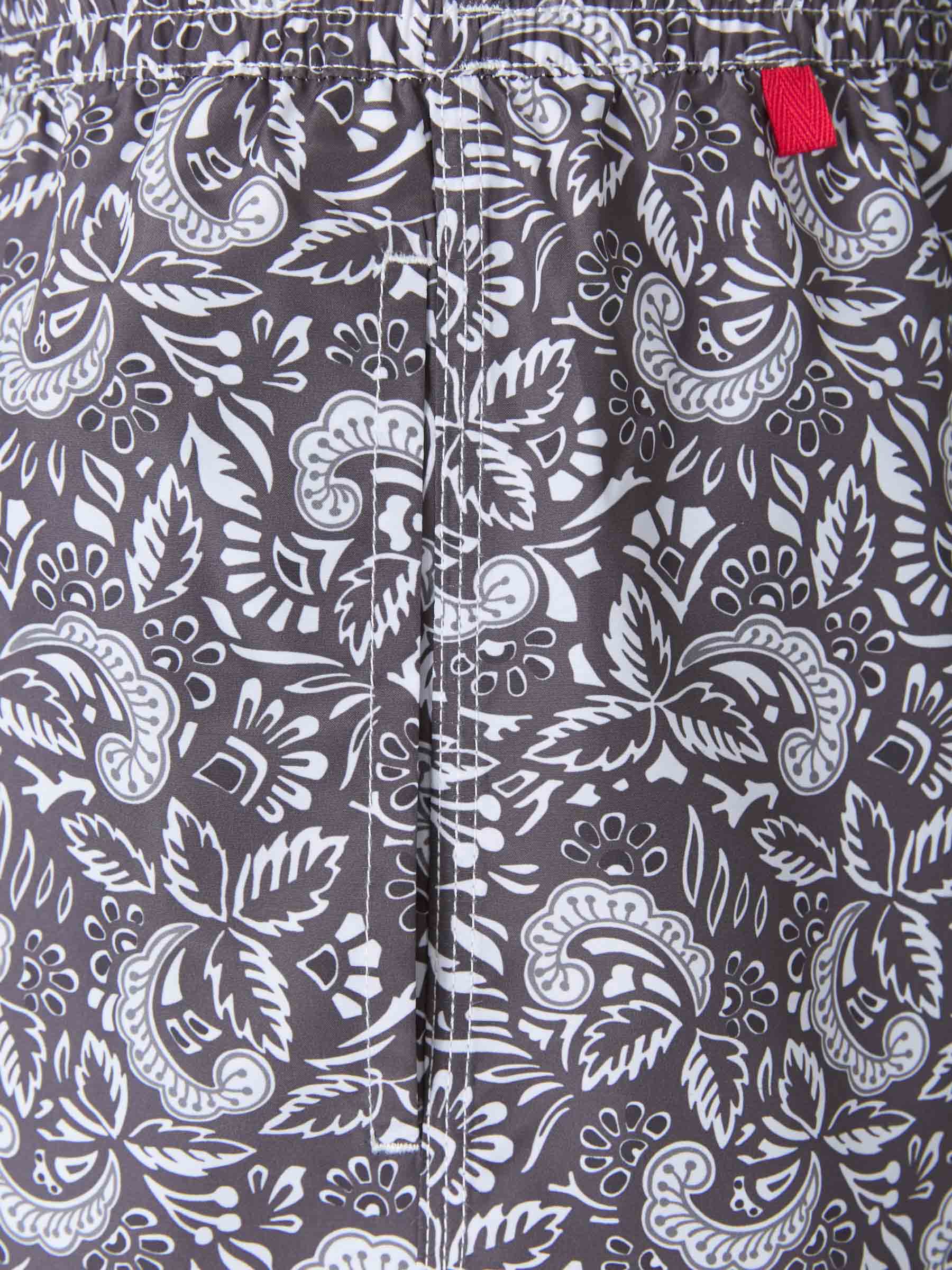 Kiton Bañador Estampado Paisley color Negro sku 561-001121 01 - Foto 4