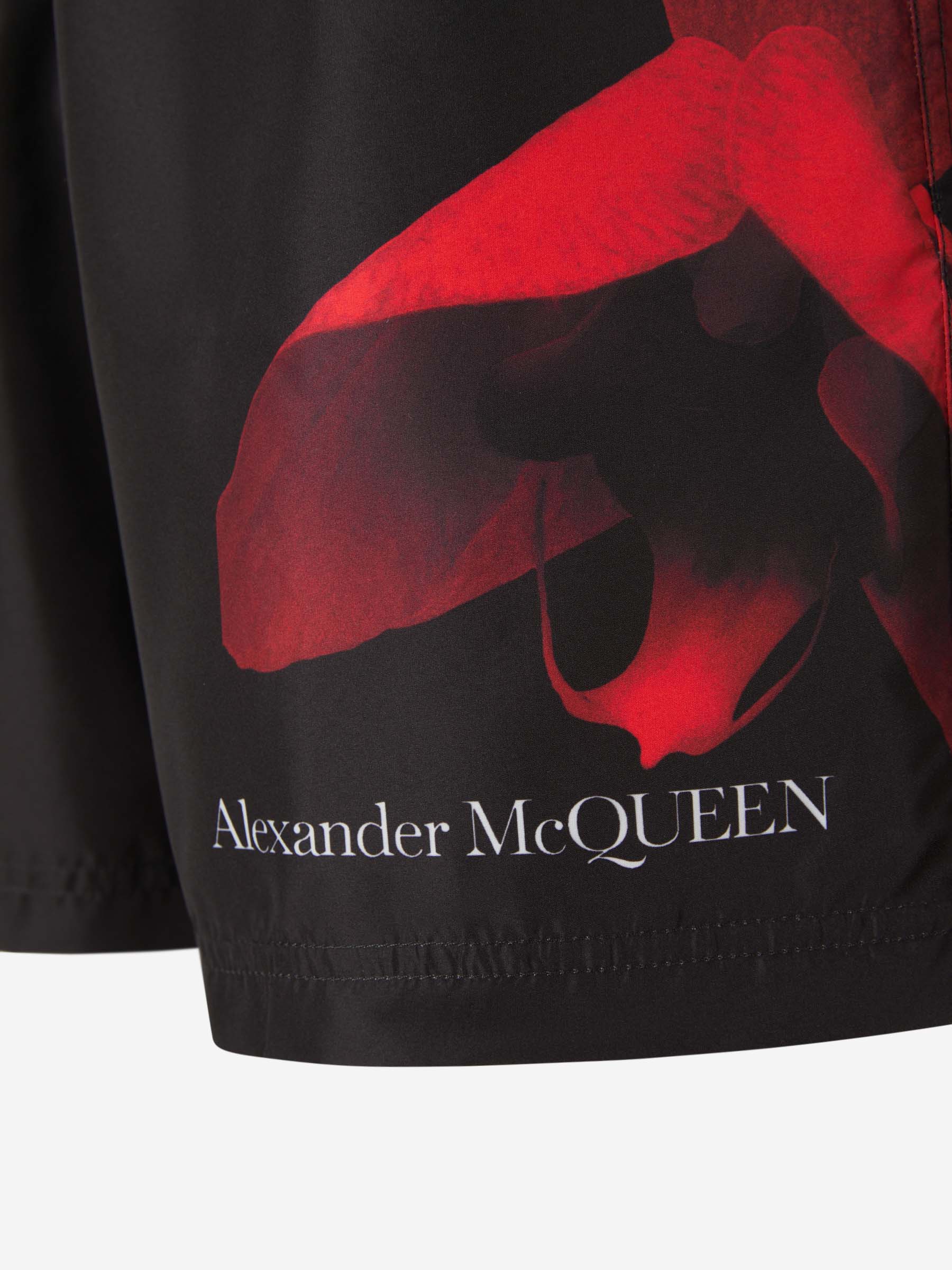Alexander McQueen Bañador Gráfico Estapado color Negro sku 561-001272 01 - Foto 5
