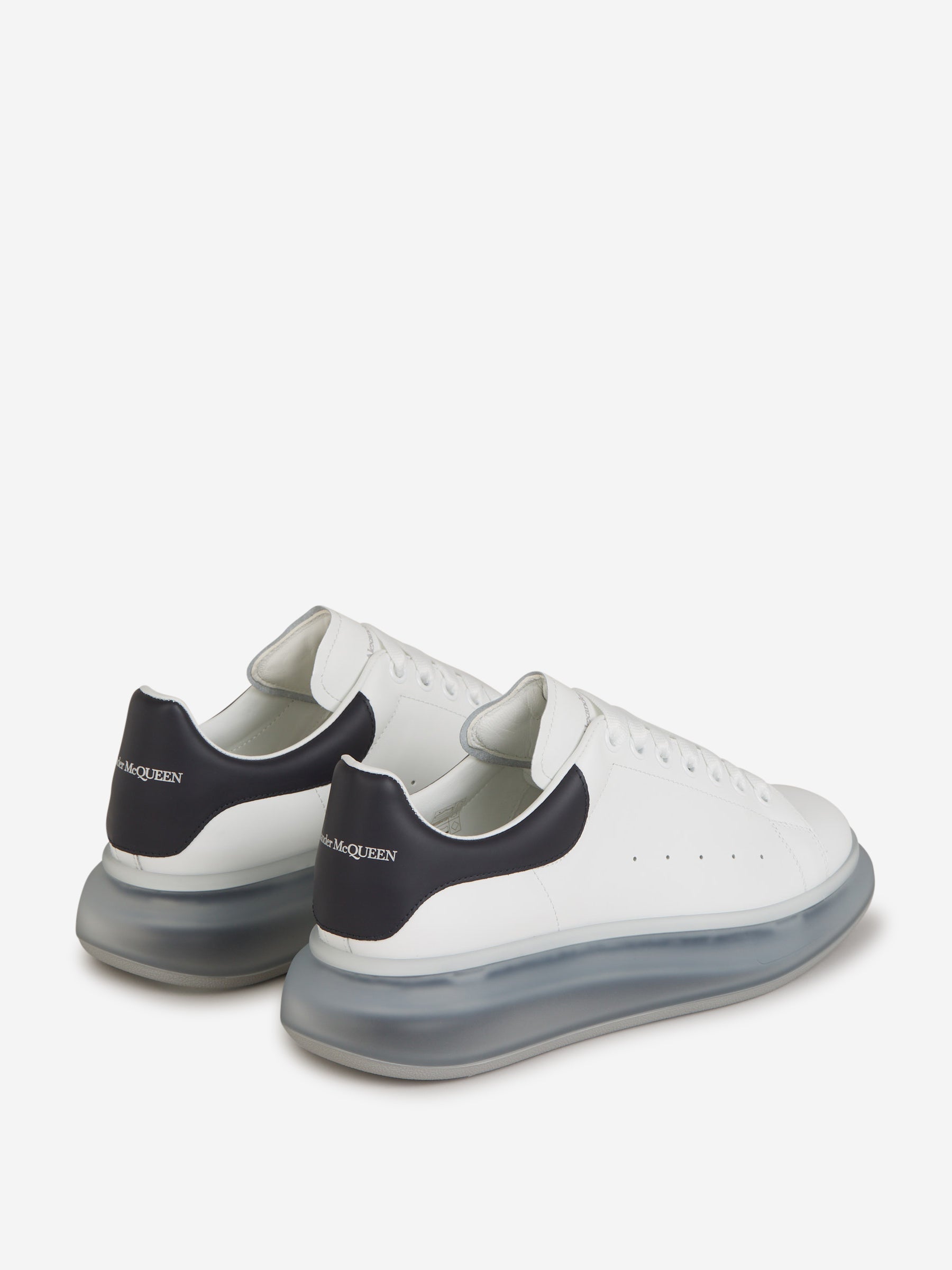 Outlet online Alexander McQueen Hombre Sneakers Larry Piel color Negro sku 616-002653 01 - Foto 3