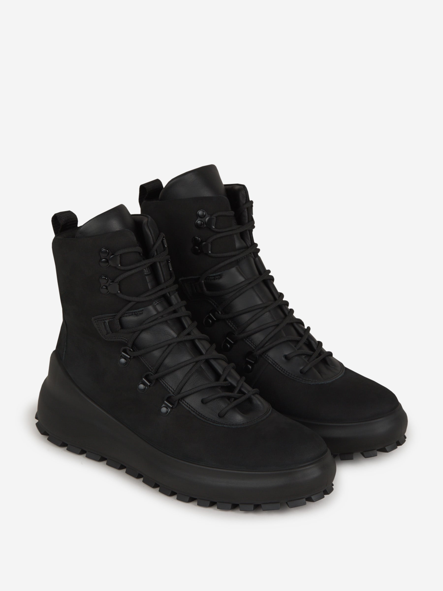 Stone Island Botines Montaña Ante color Negro sku 611-003990 01 - Foto 2