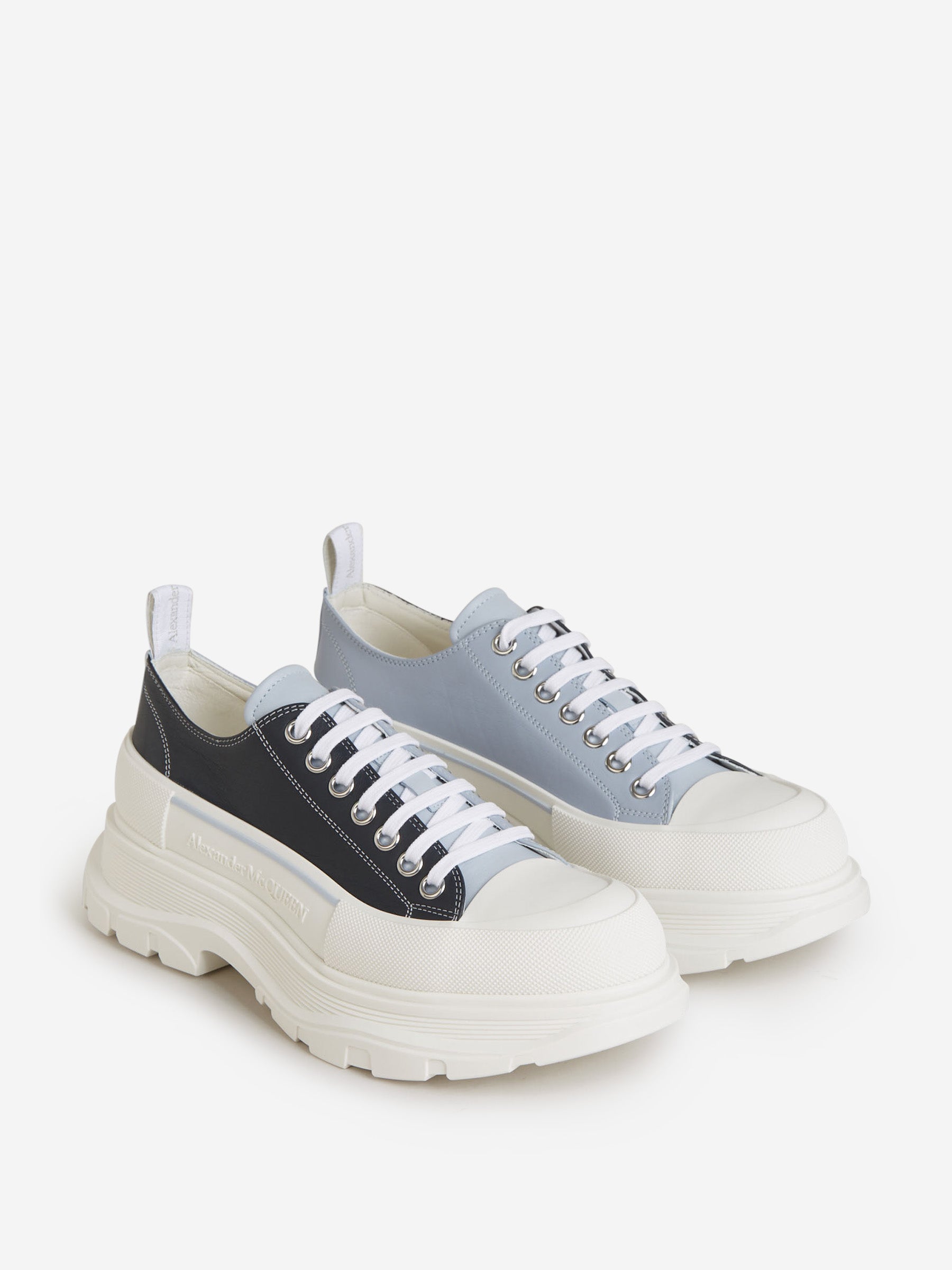 Outlet online Alexander McQueen Hombre Sneakers Tread Slick color Azul Noche sku 611-004075 01 - Foto 2