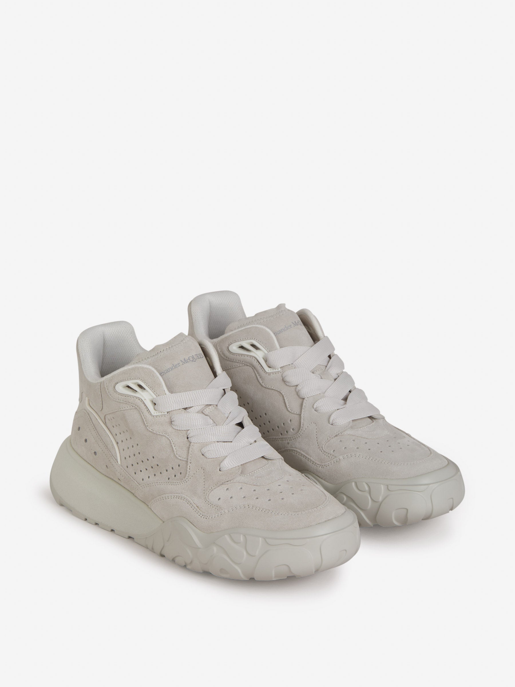 Outlet online Alexander McQueen Hombre Sneakers Court Trainer color Gris Claro sku 616-001945 01 - Foto 2