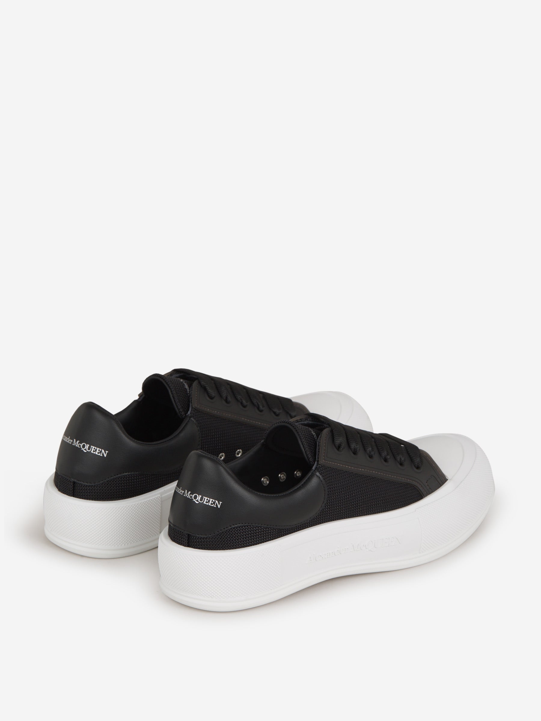 Outlet online Alexander McQueen Hombre Sneakers Deck Plimsoll color Negro sku 616-002038 01 - Foto 3